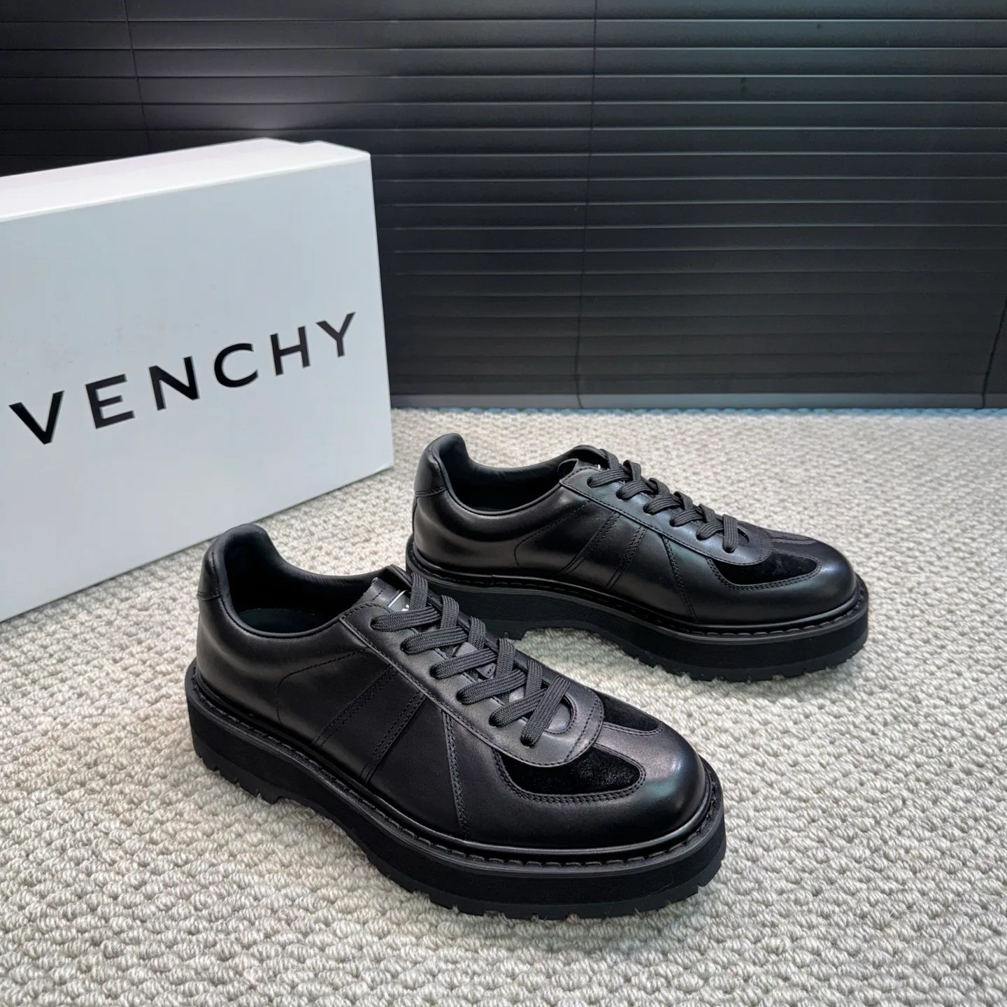 Кроссовки Мужские Givenchy 33156