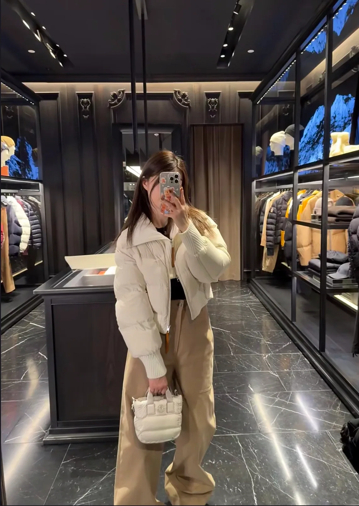 Куртки И Пуховики Женские Moncler 19245317