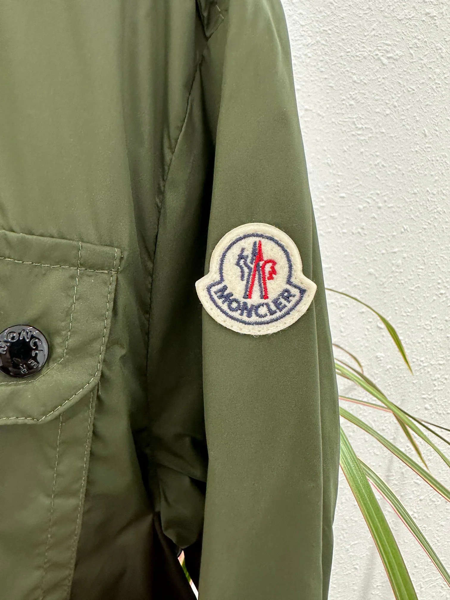 Куртки И Пуховики Женские Moncler 11624071