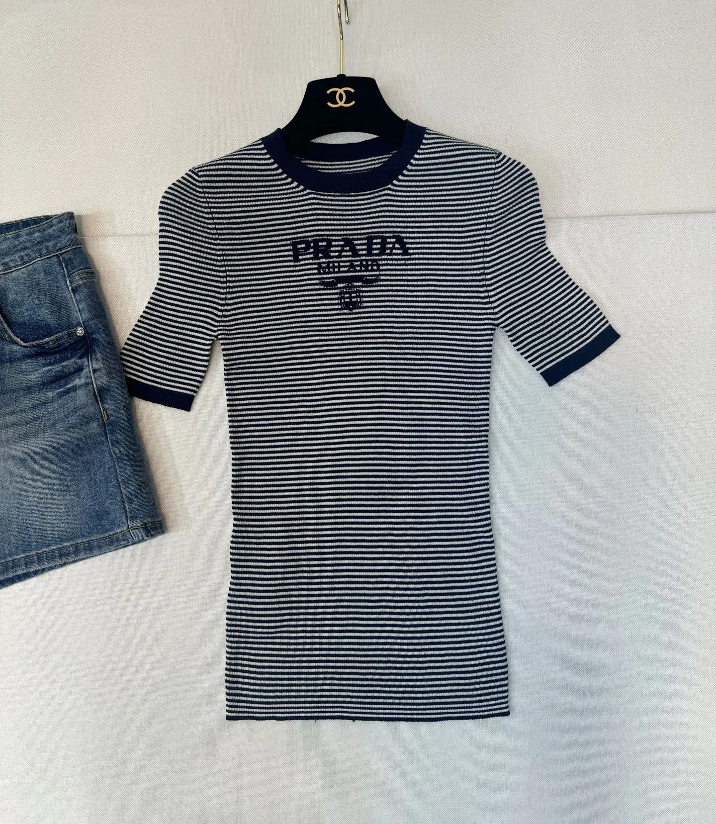 Футболки Женские Prada 11900994