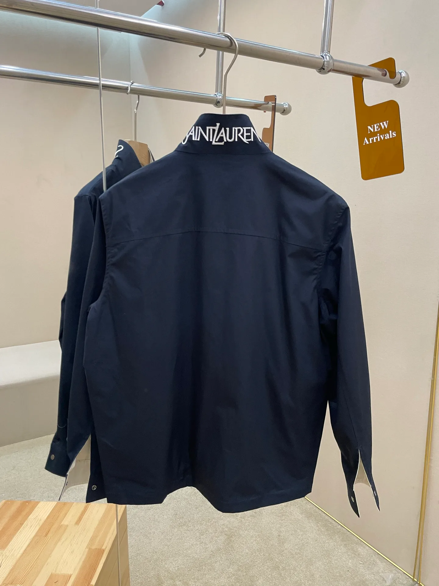 Куртки И Пуховики Женские Saint Laurent 18052351