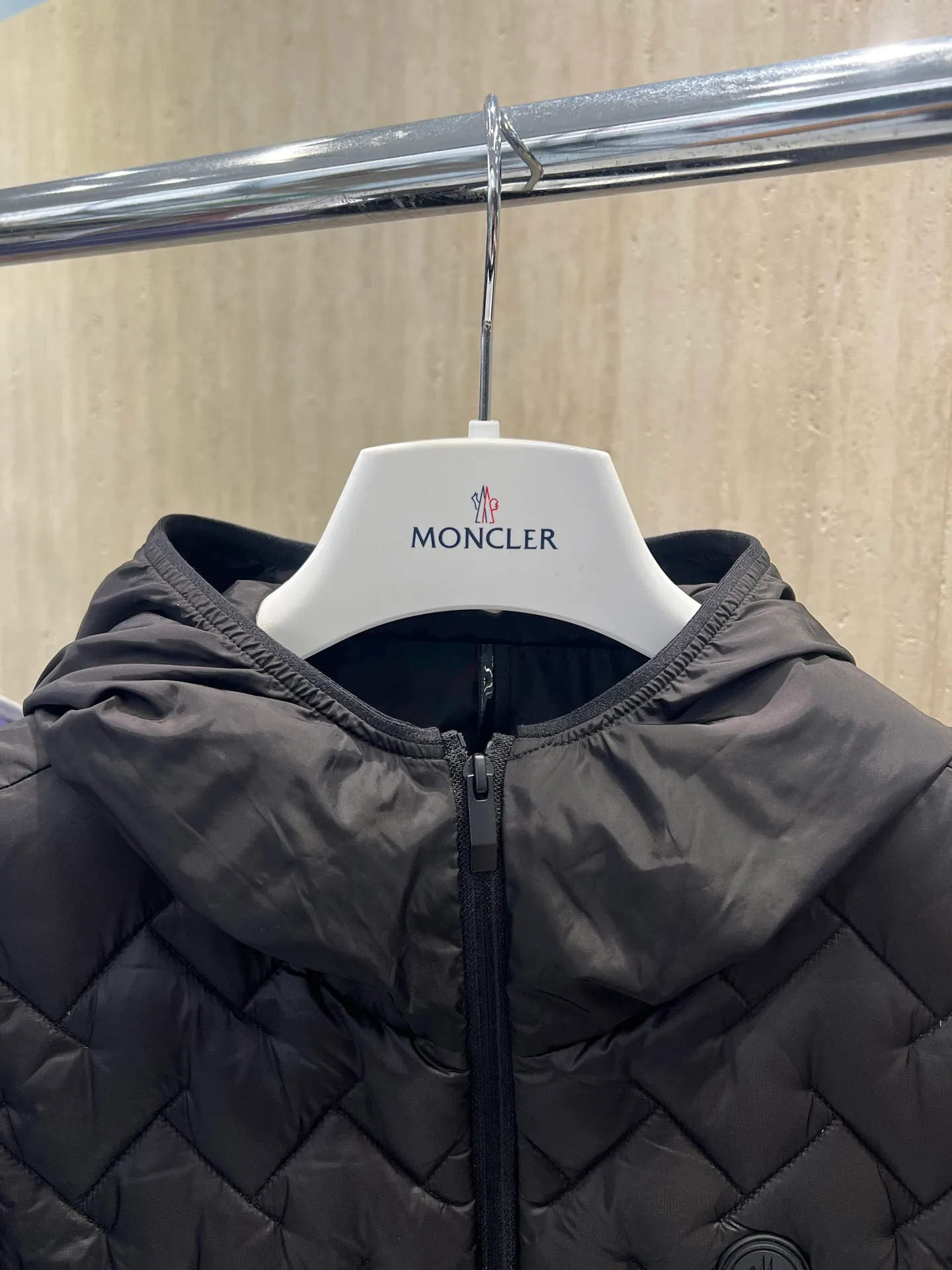 Куртки И Пуховики Мужские Moncler 18231209