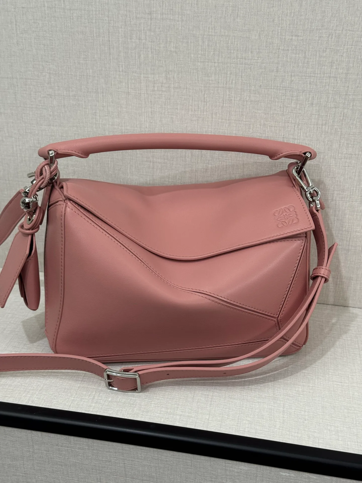 Классические Сумки Женские Loewe 5029632