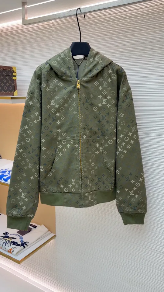 Куртки И Пуховики Мужские Louis Vuitton 1270669