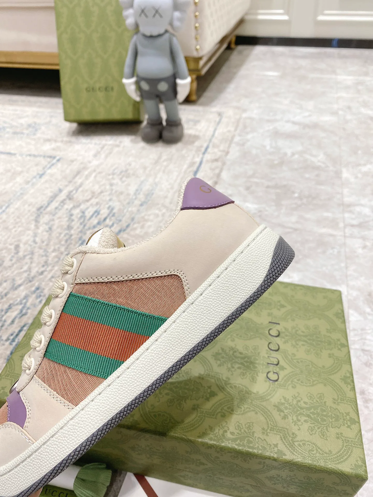 Кроссовки Женские Gucci 944998