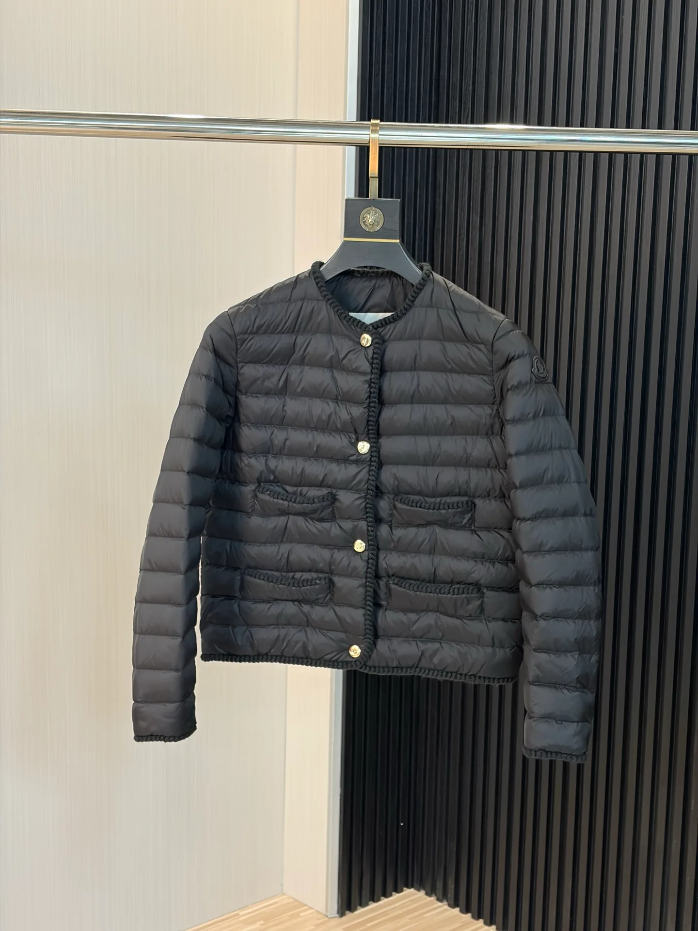 Куртки И Пуховики Женские Moncler 18673355