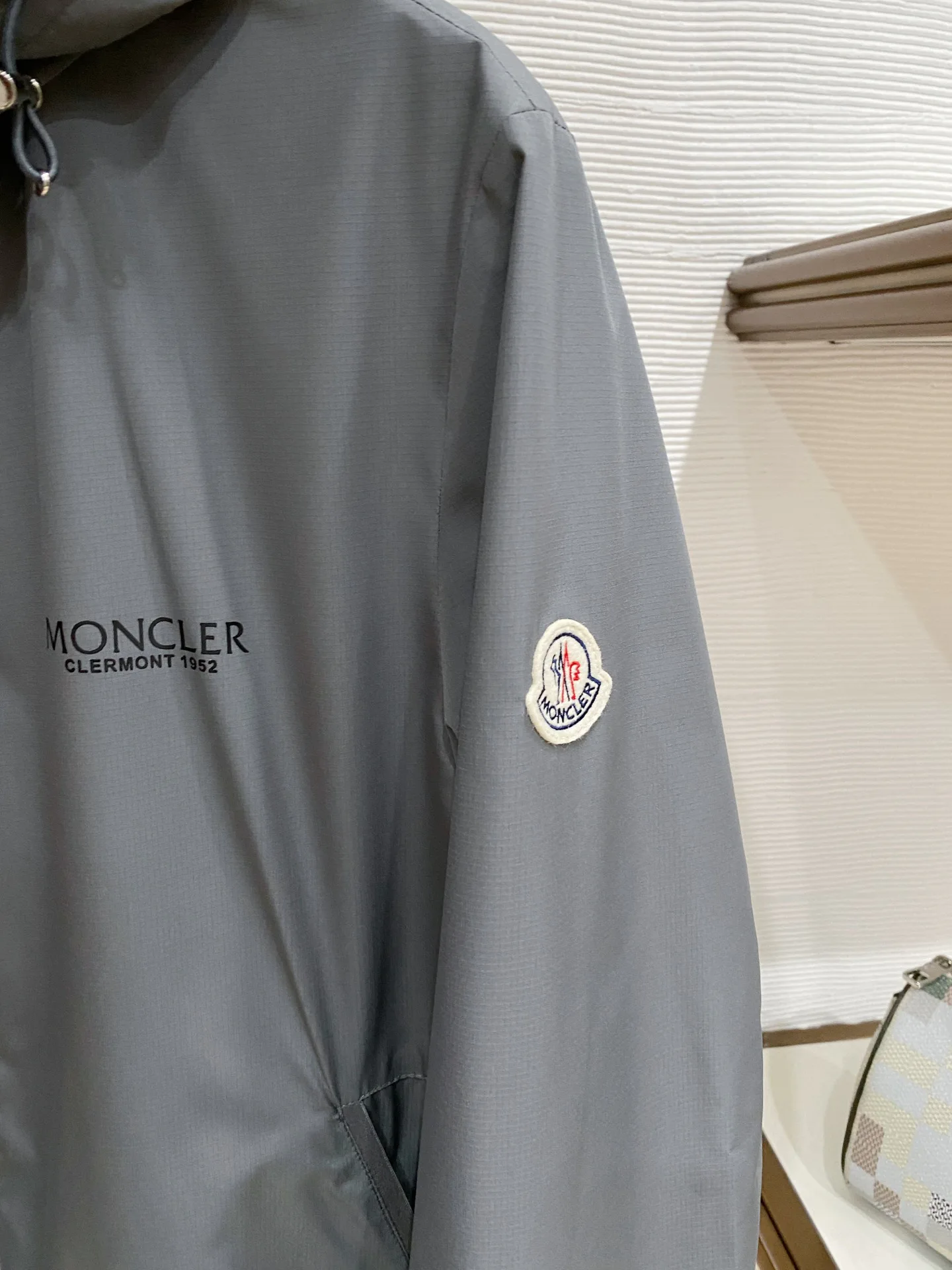 Куртки И Пуховики Мужские Moncler 5059683