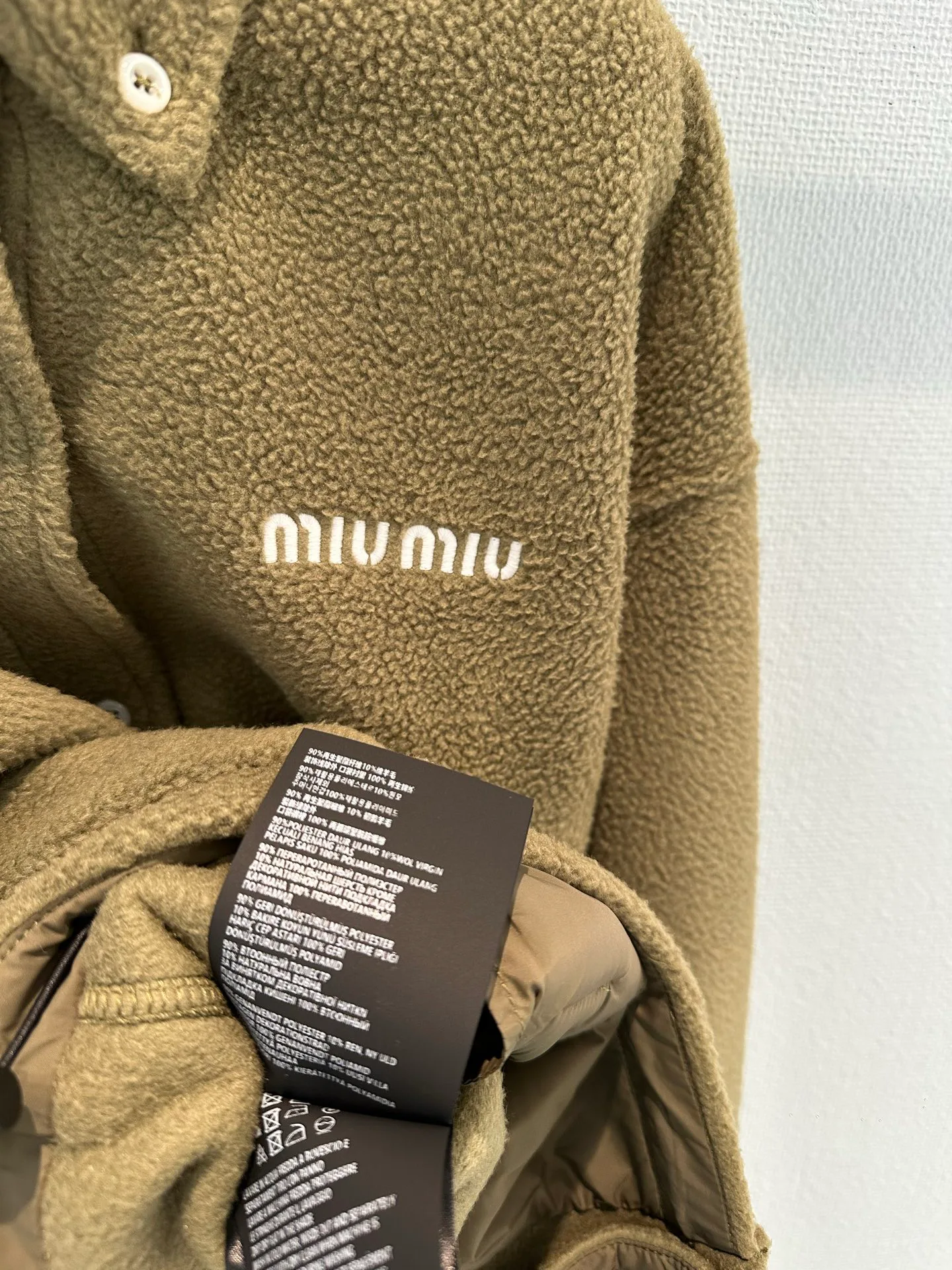 Куртки И Пуховики Женские Miu Miu 18349343