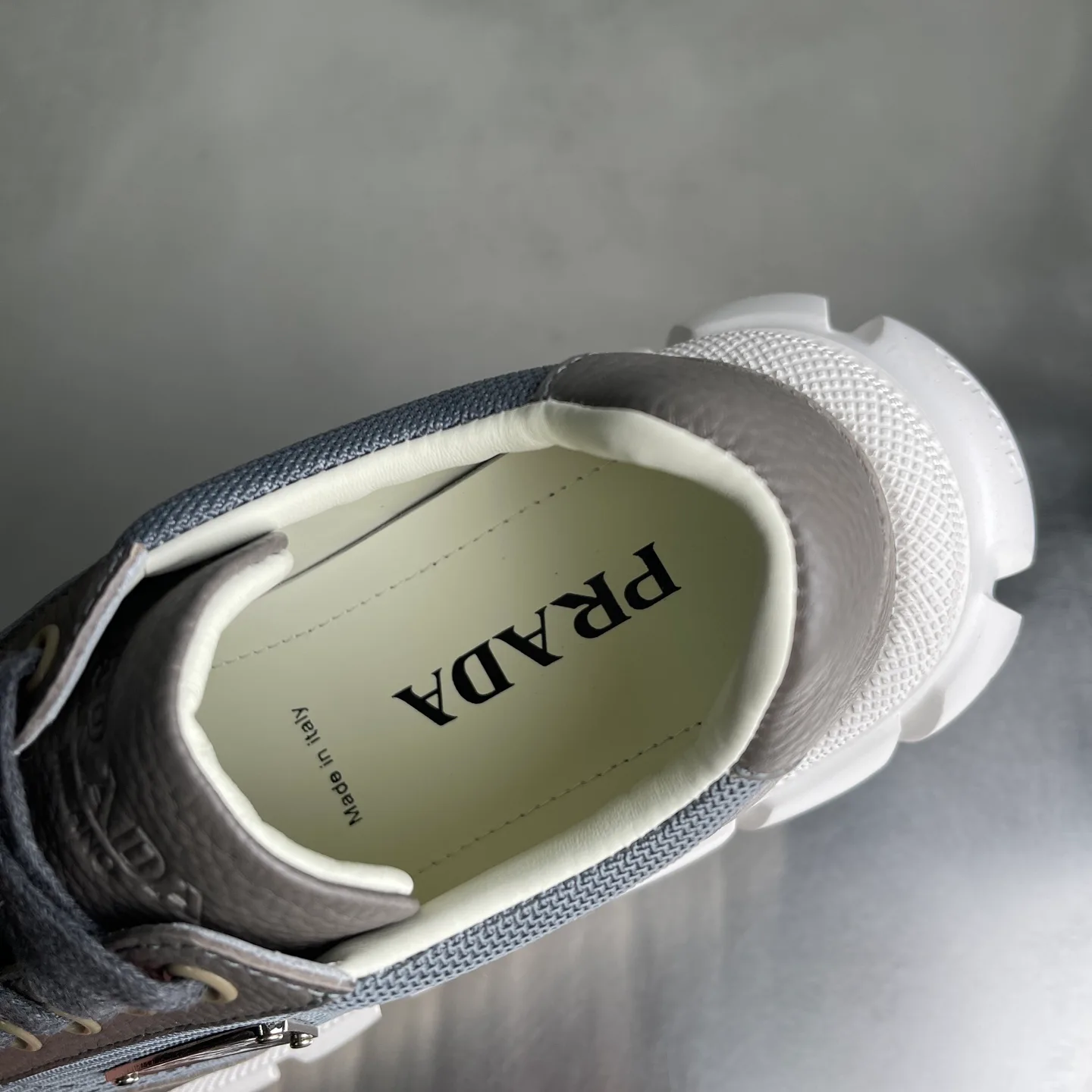 Кроссовки Мужские Prada 5058282