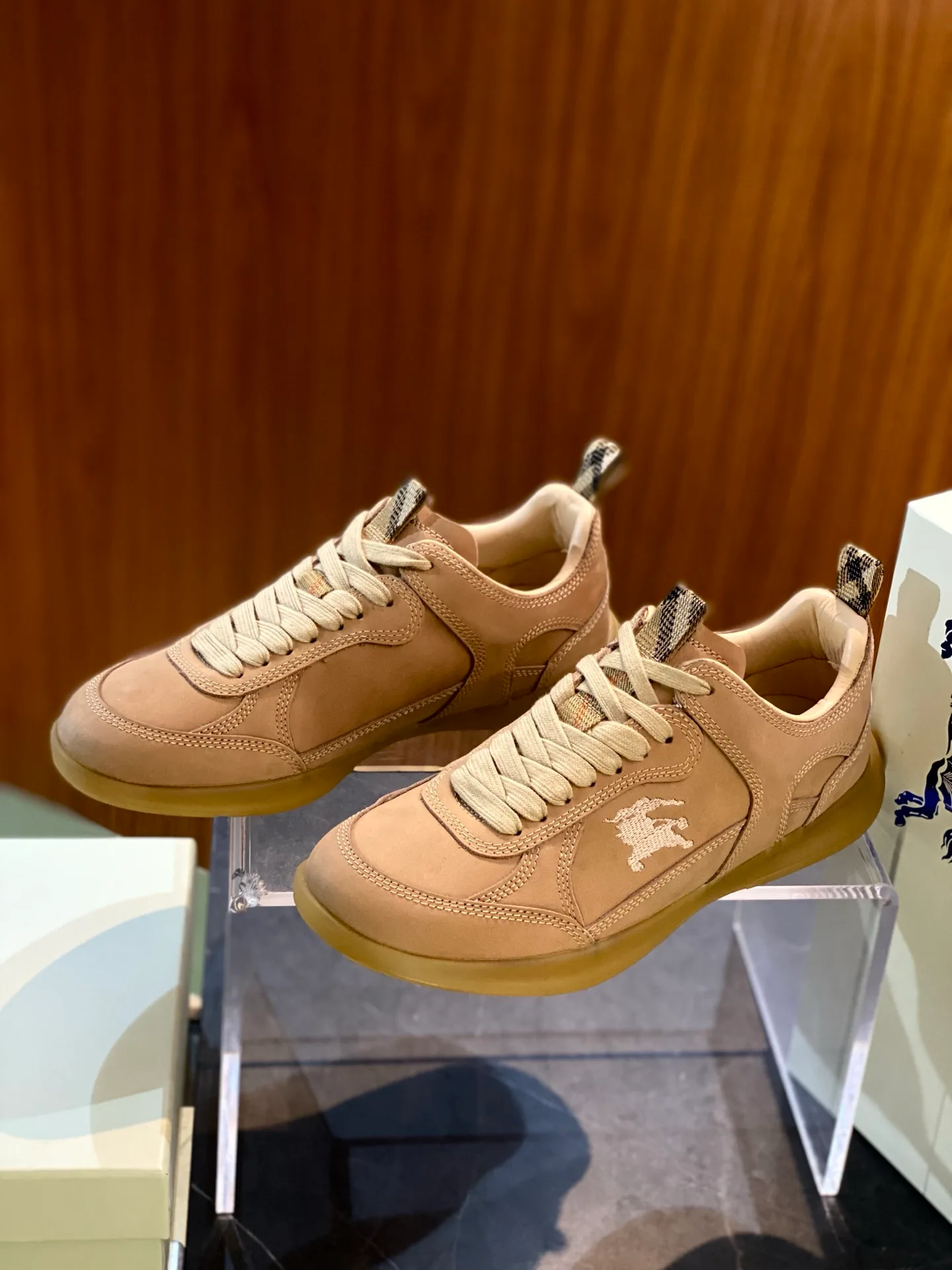 Кроссовки Мужские Burberry 1319085