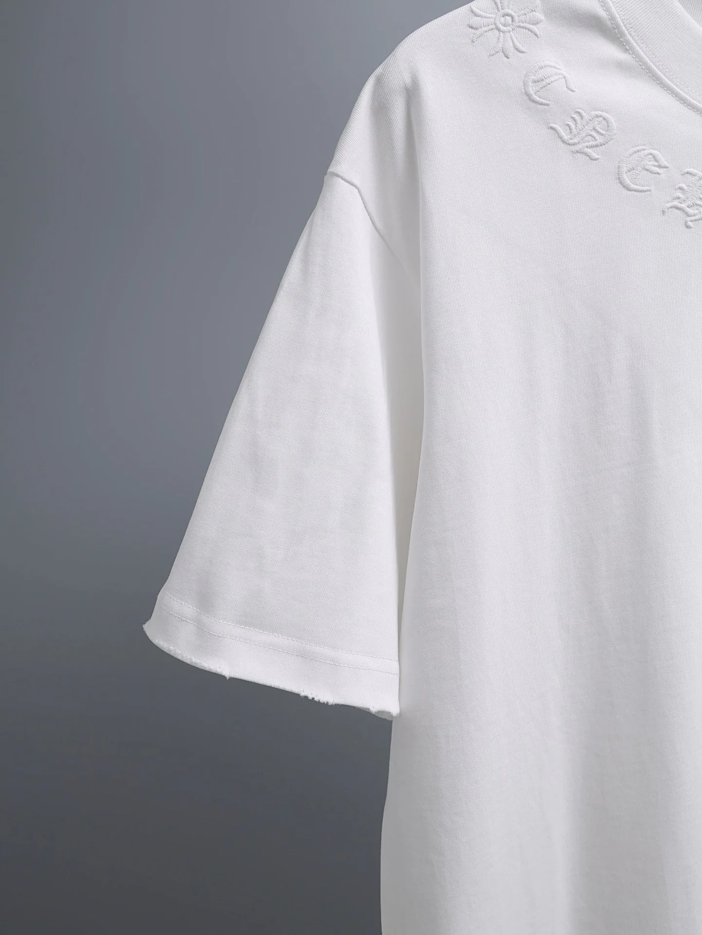 Футболки Женские Chrome Hearts 11256955