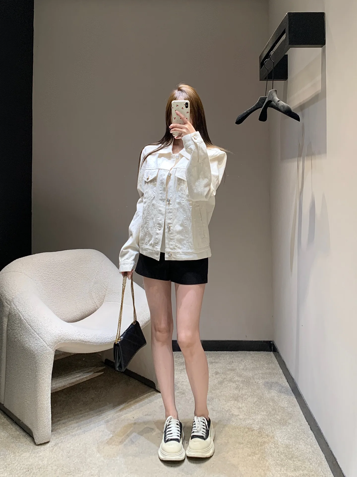 Куртки И Пуховики Женские Louis Vuitton 1457084