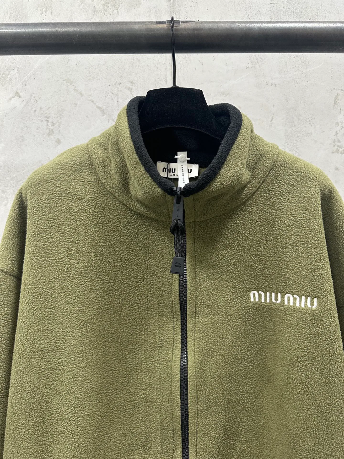 Куртки И Пуховики Мужские Miu Miu 18215609