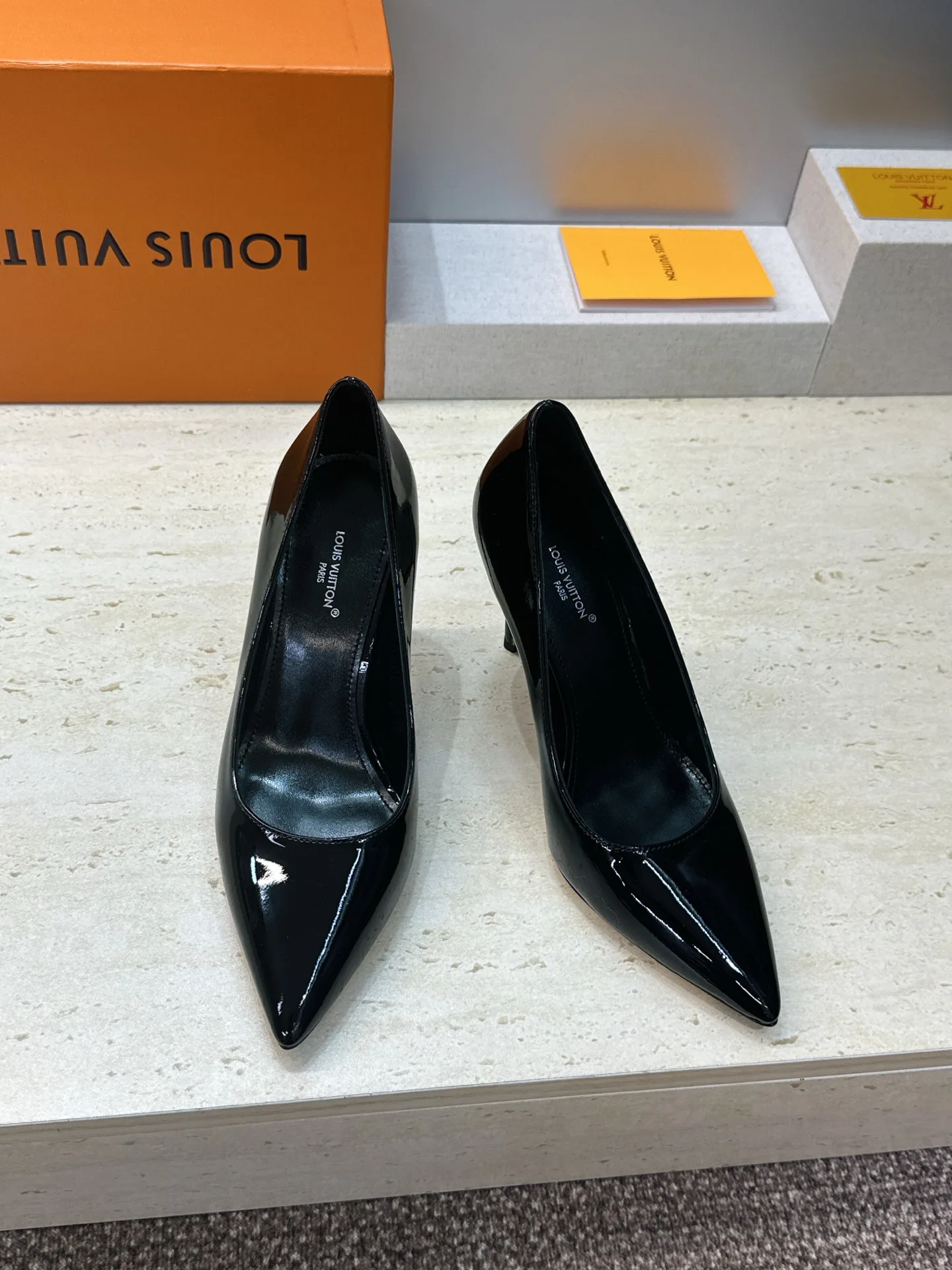 Туфли Женские Louis Vuitton 13346479