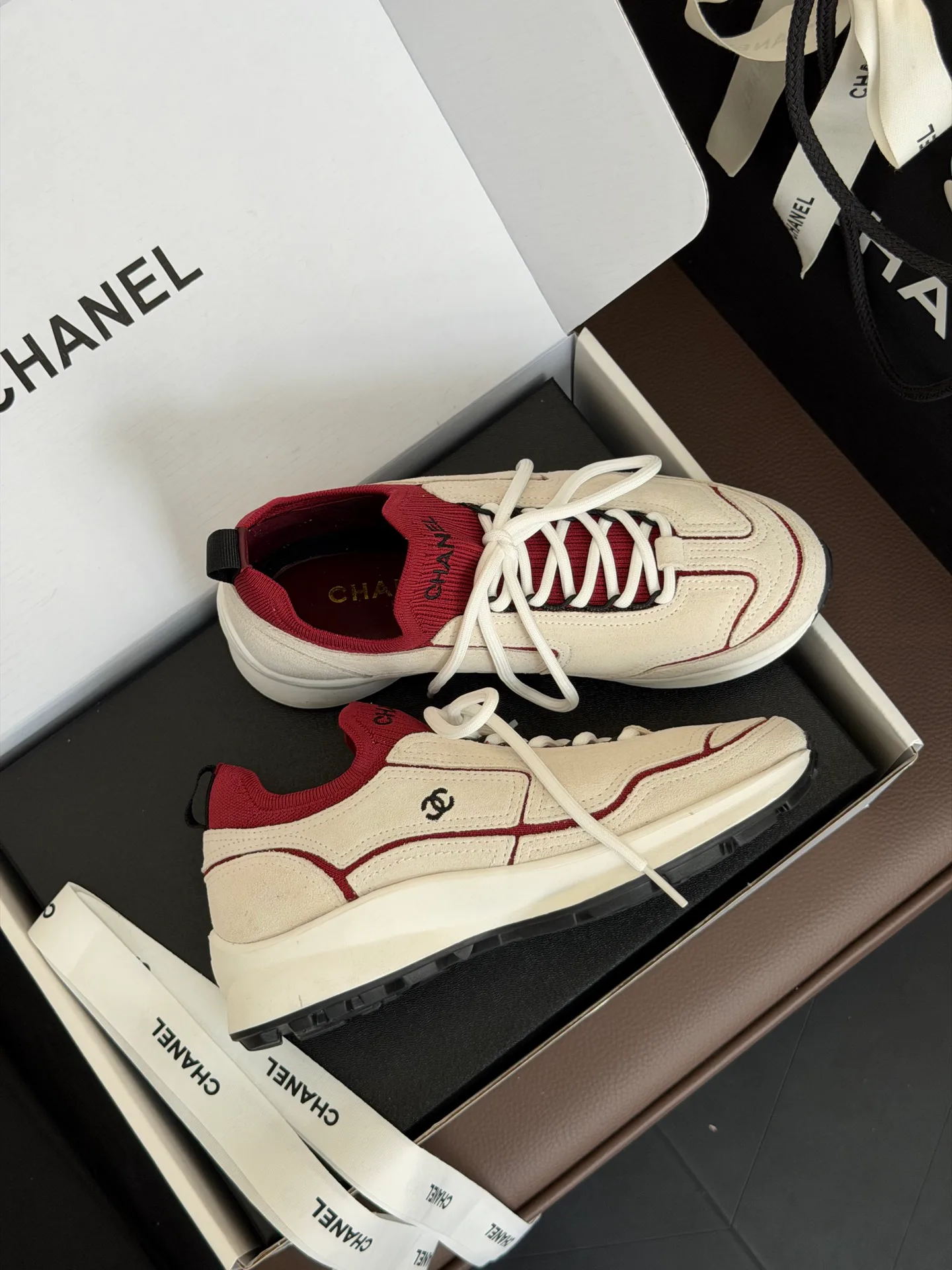 Кроссовки Женские Chanel 18073585
