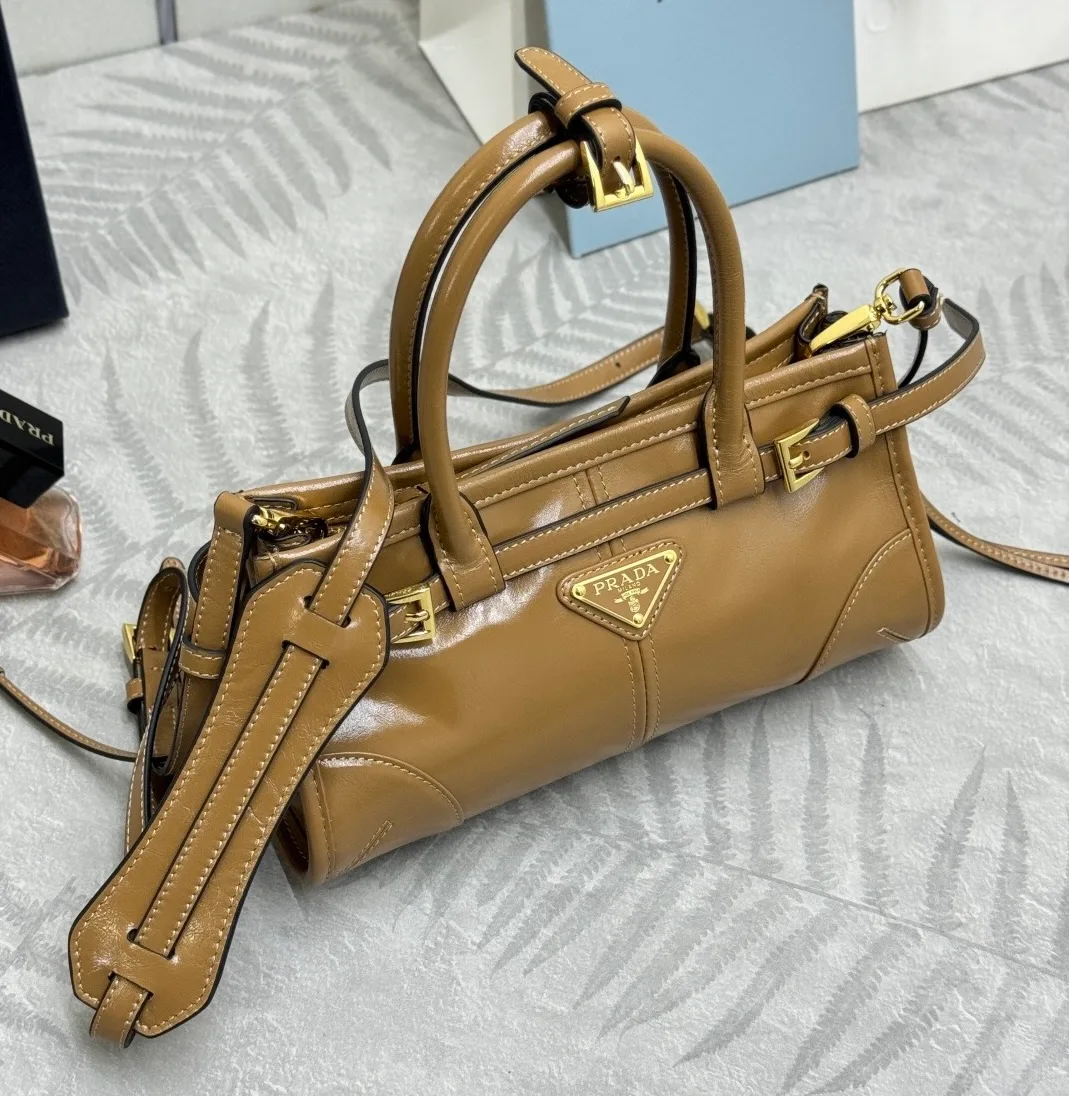 Сумки На Ремне Женские Prada 11682133