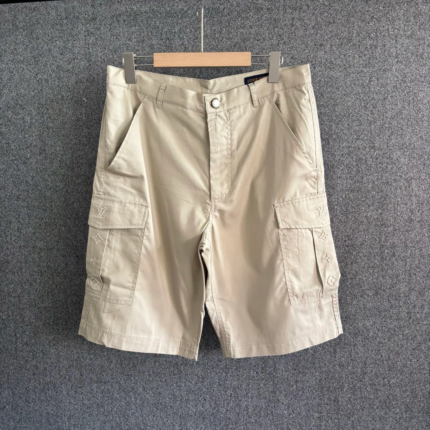 Шорты Женские Louis Vuitton 12696052