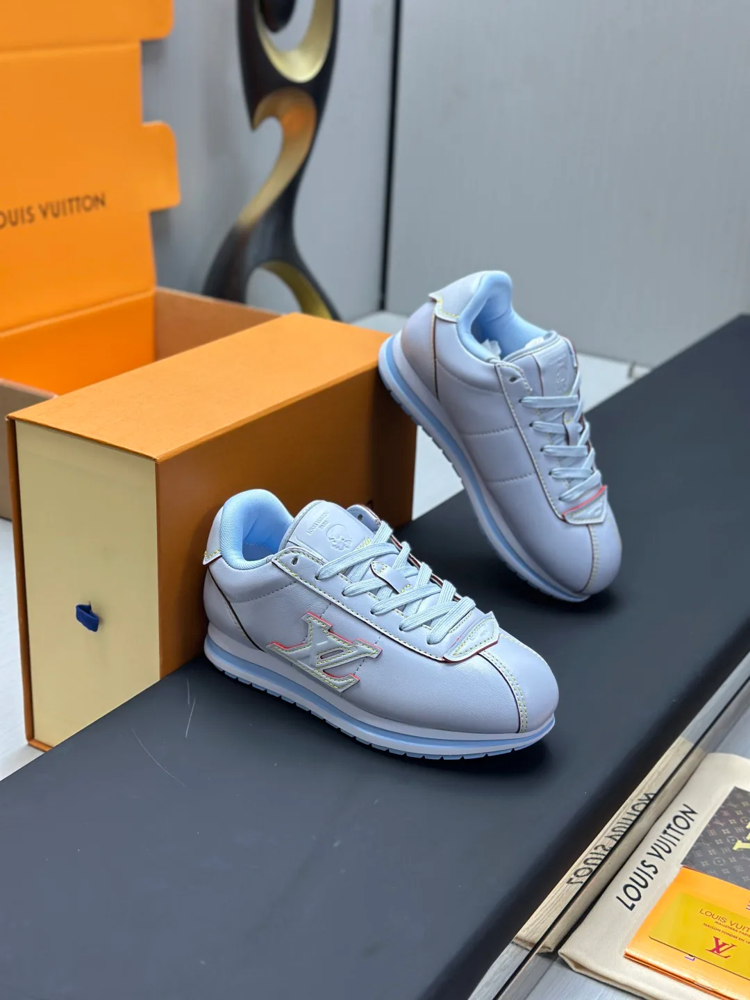 Кроссовки Женские Louis Vuitton 271924