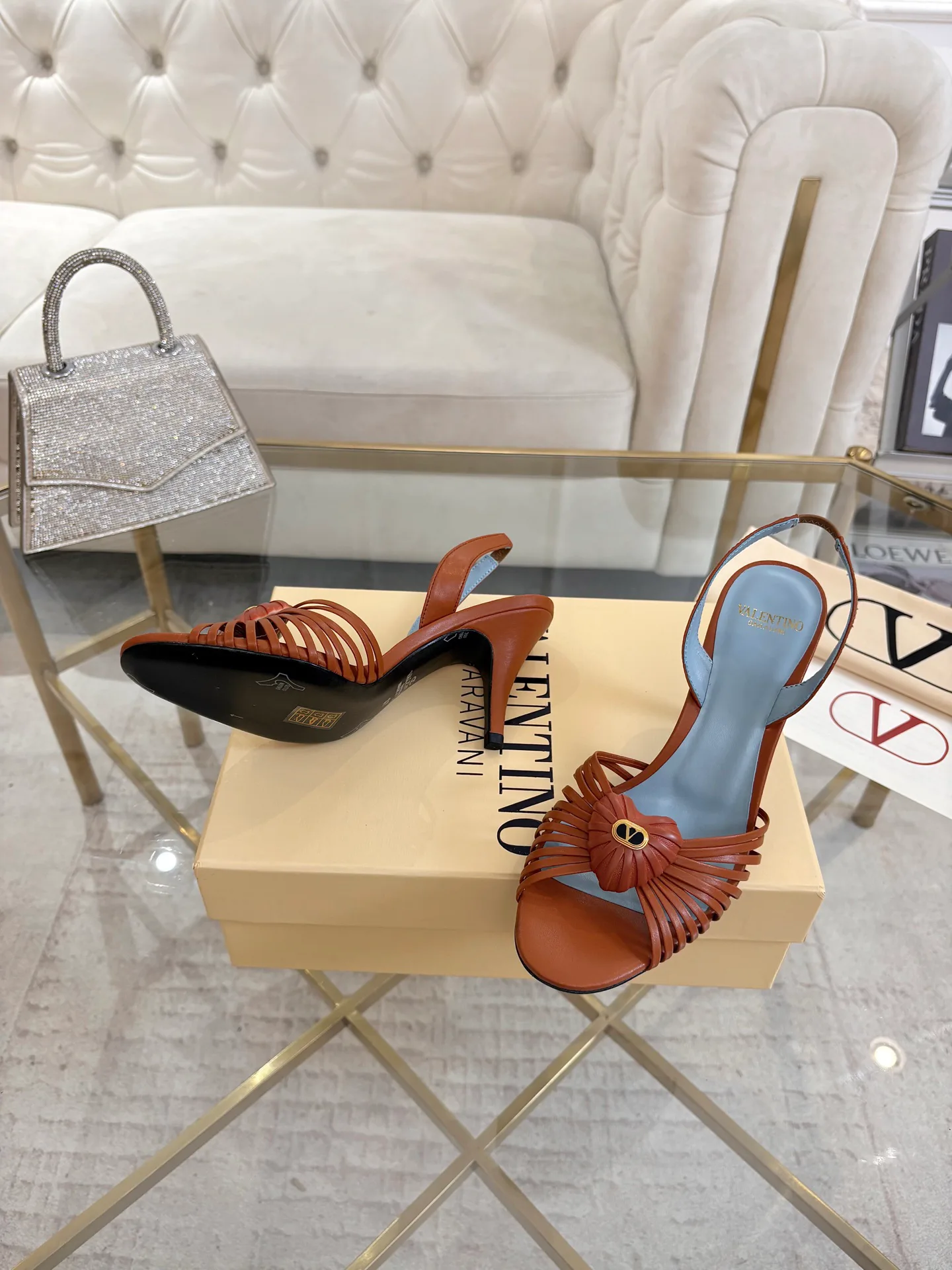 Босоножки Женские Valentino 18135274