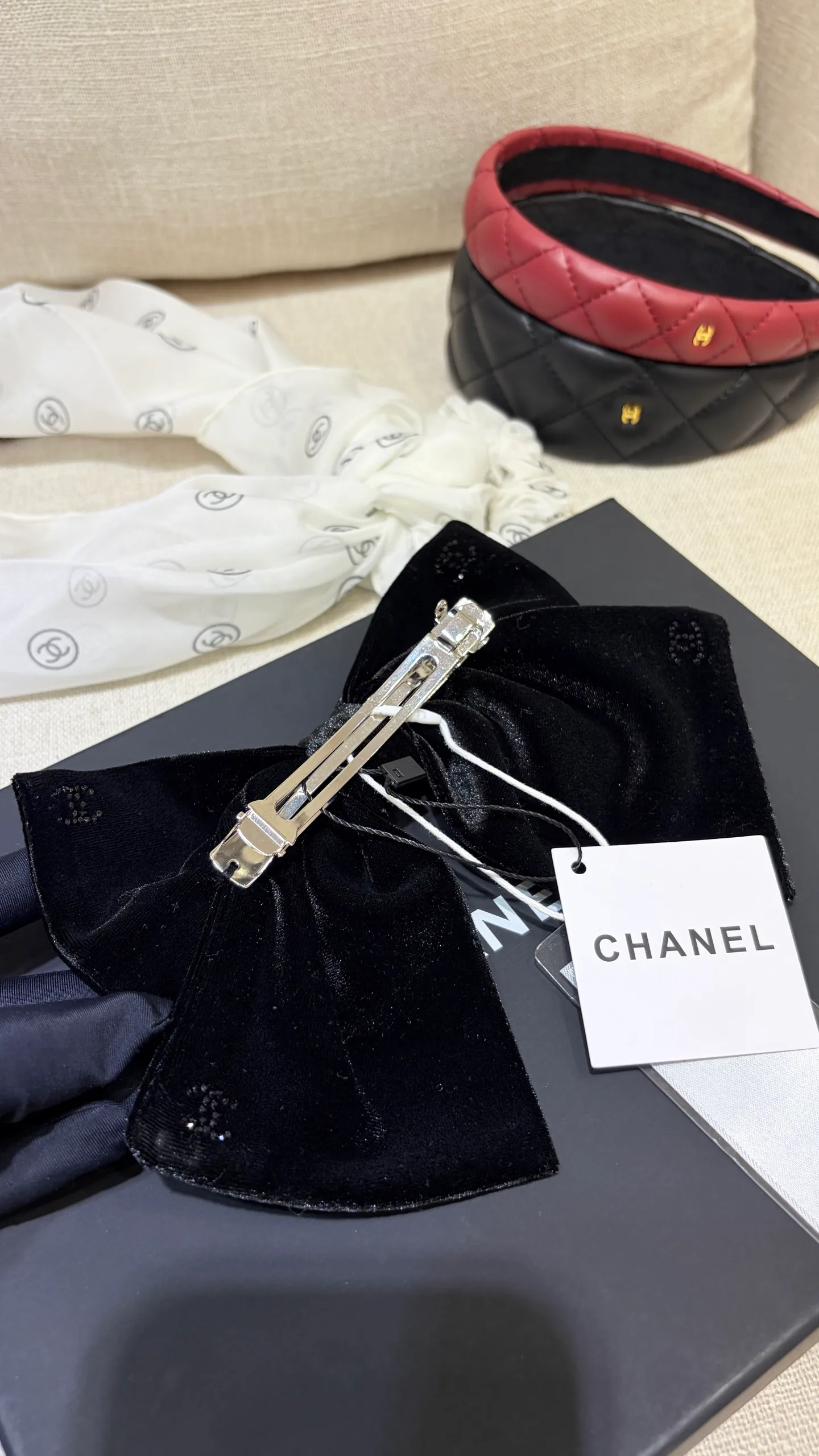 Головные Уборы Chanel 11906821