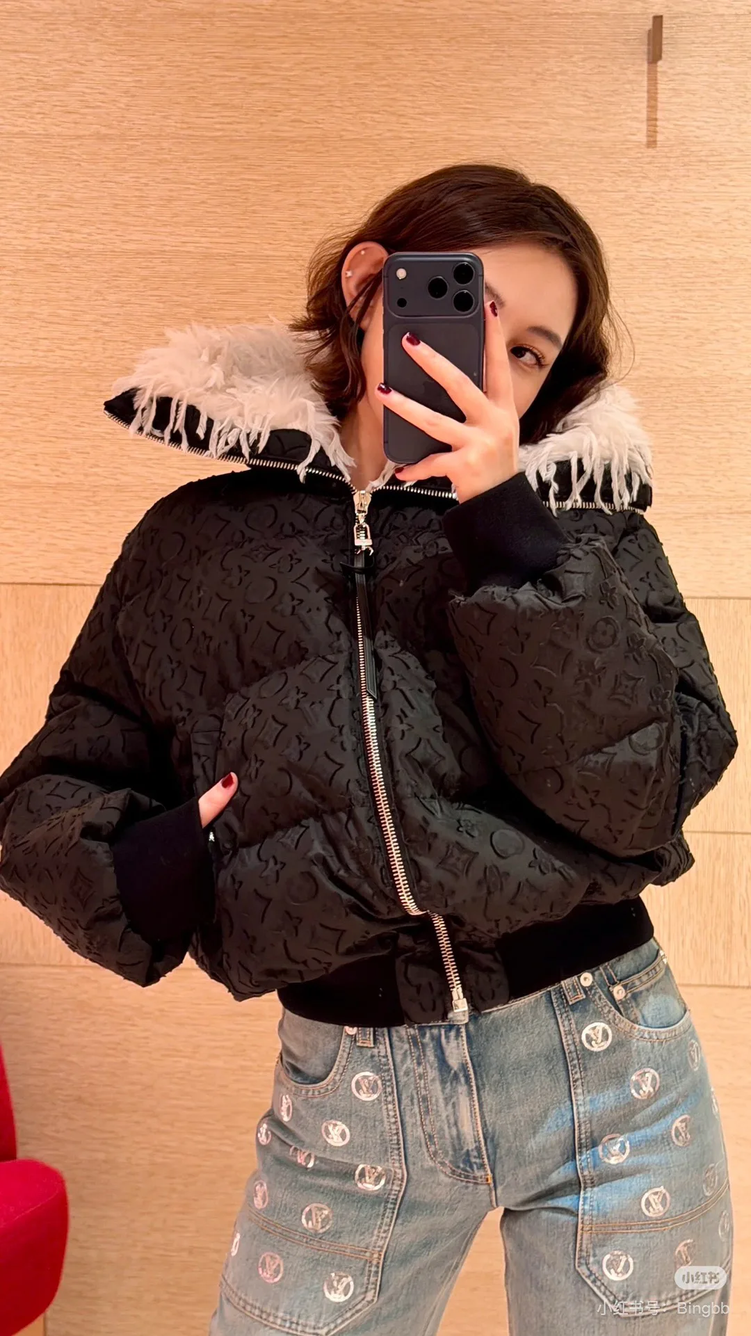 Куртки И Пуховики Женские Louis Vuitton 1021784