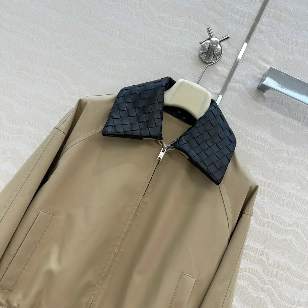Куртки И Пуховики Женские Bottega Veneta 18501595