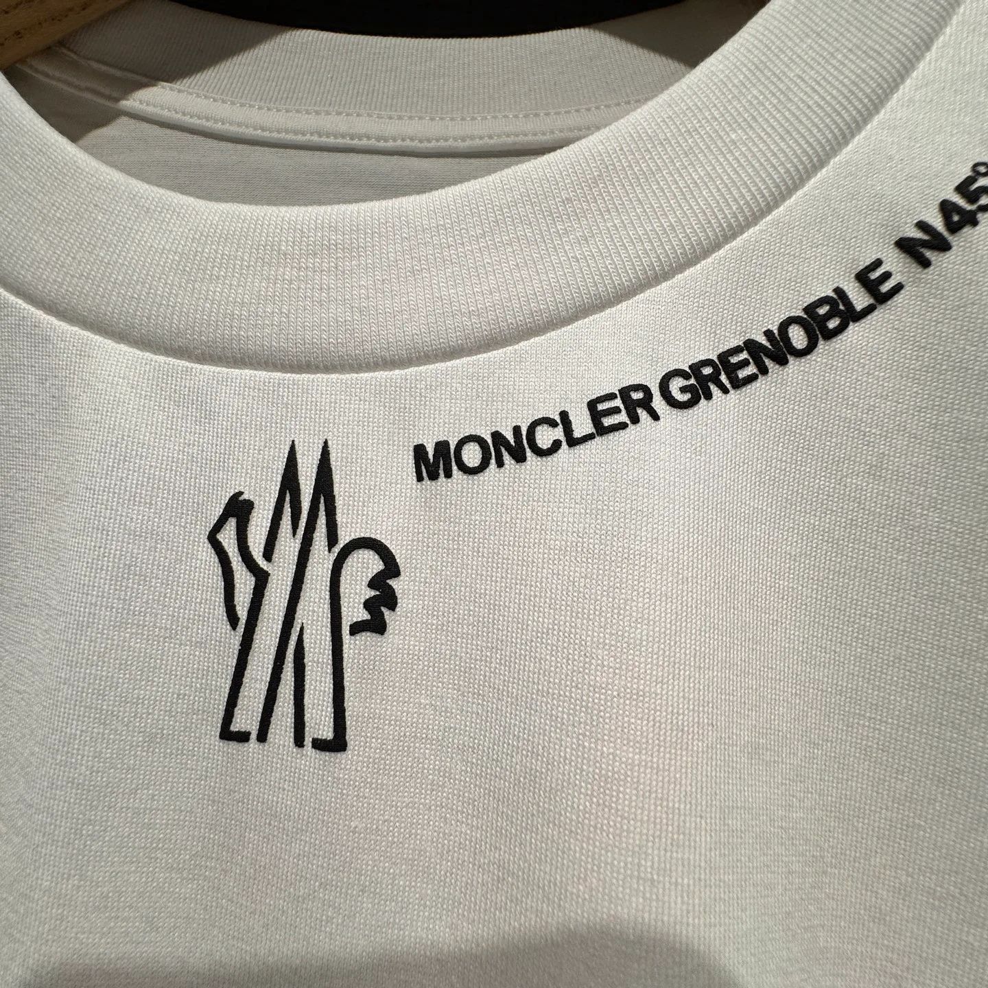 Футболки Женские Moncler 12192913