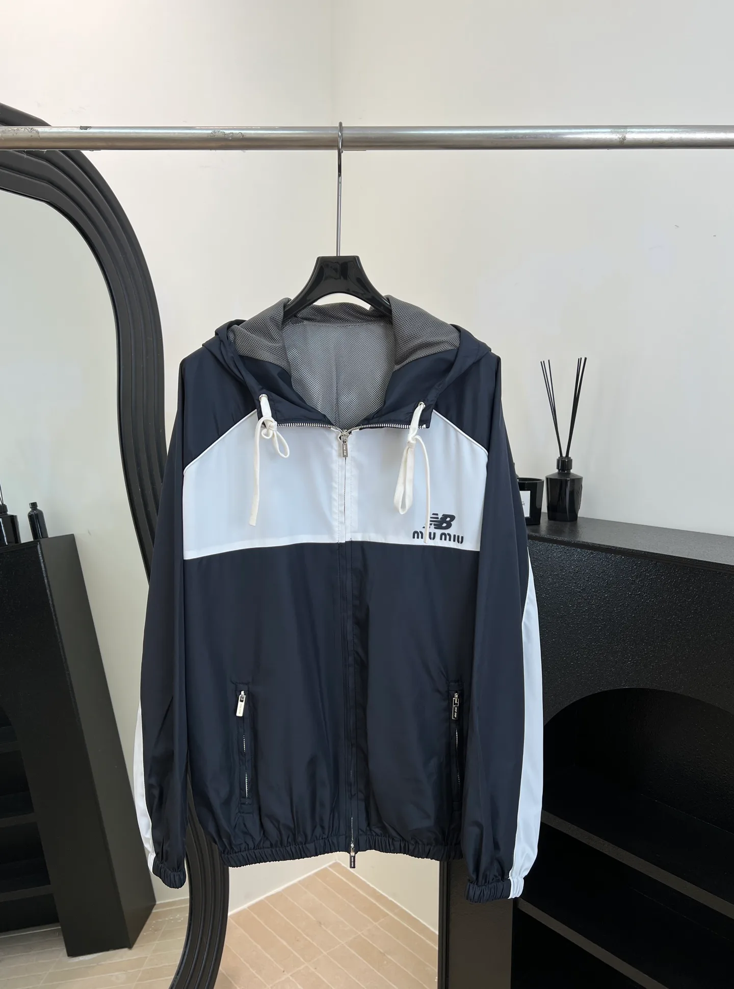 Куртки И Пуховики Женские Miu Miu 1803919