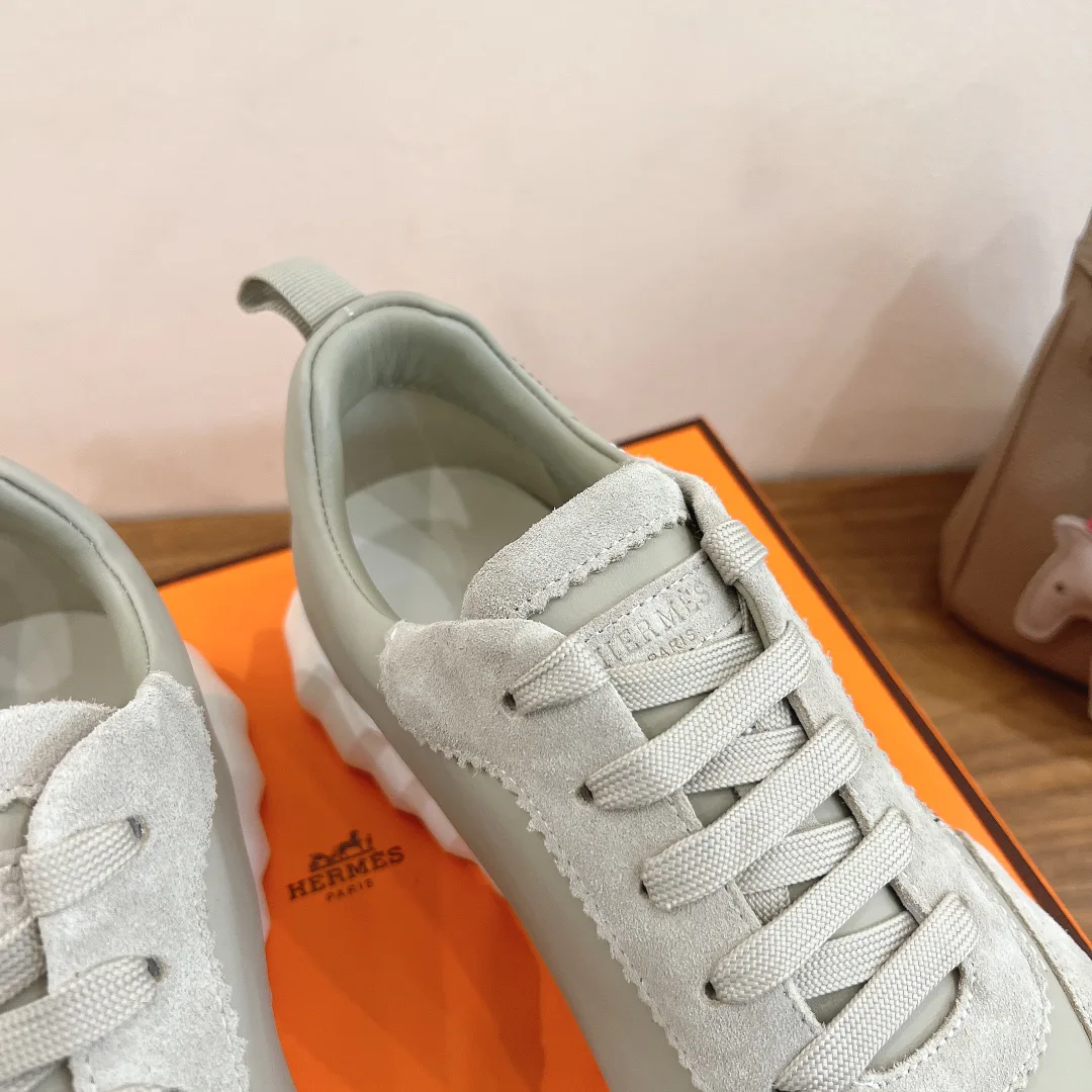 Кроссовки Женские Hermes 18729793