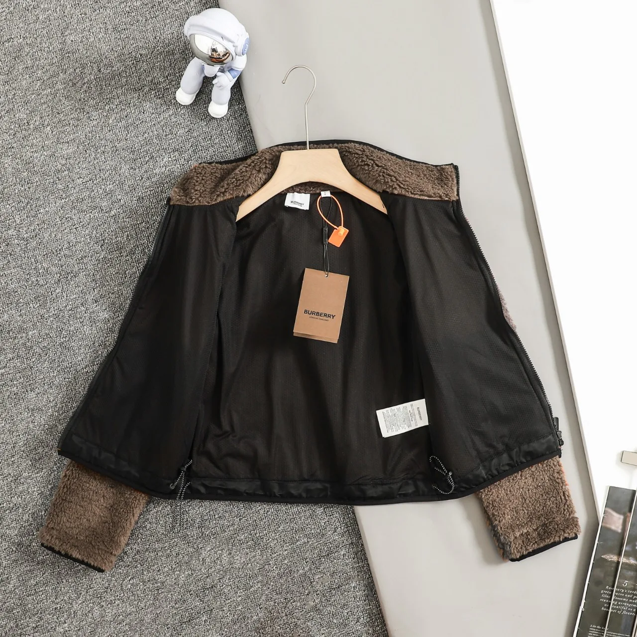 Куртки И Пуховики Мужские Burberry 134210