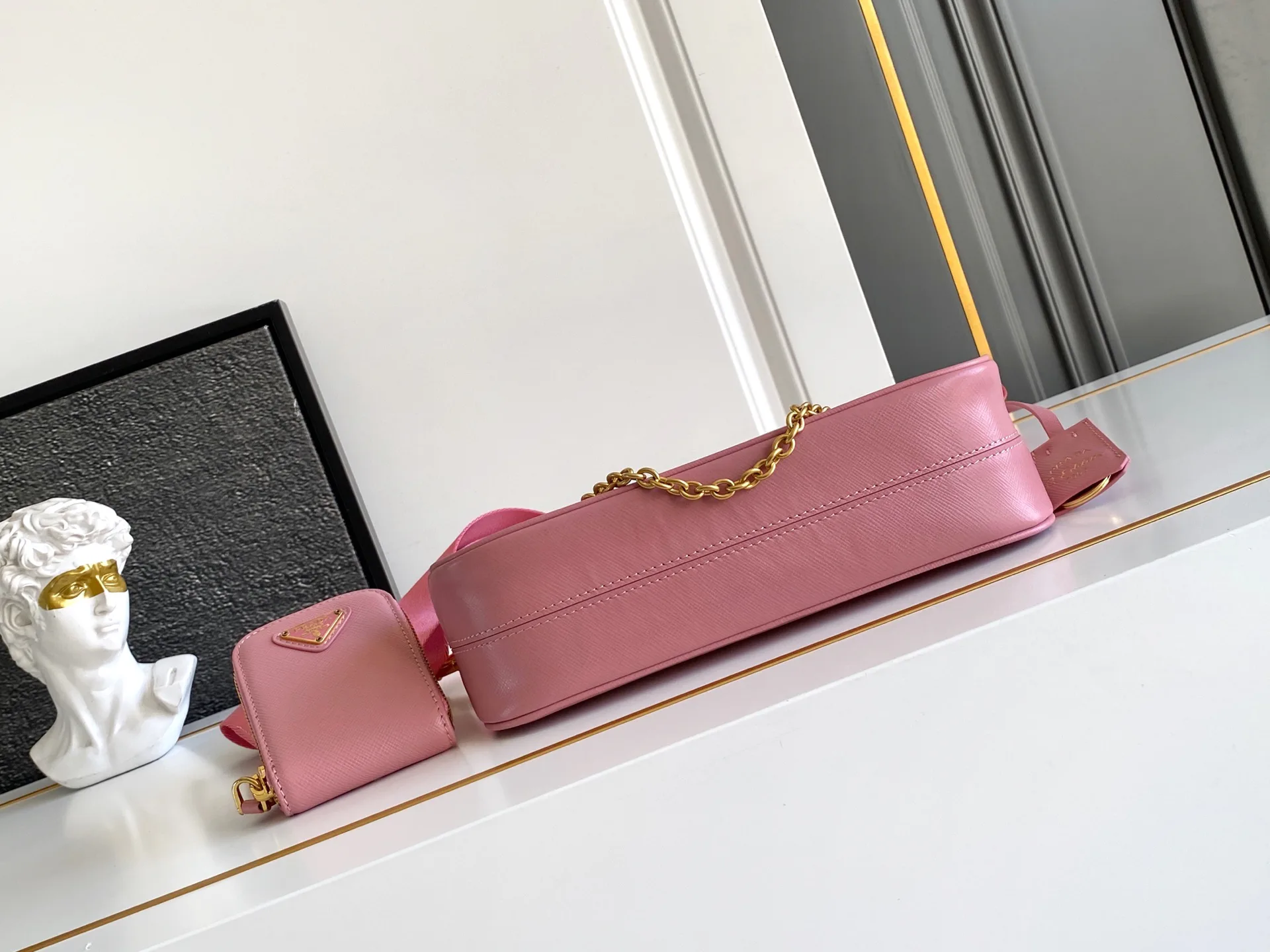 Сумки На Ремне Женские Prada 501339