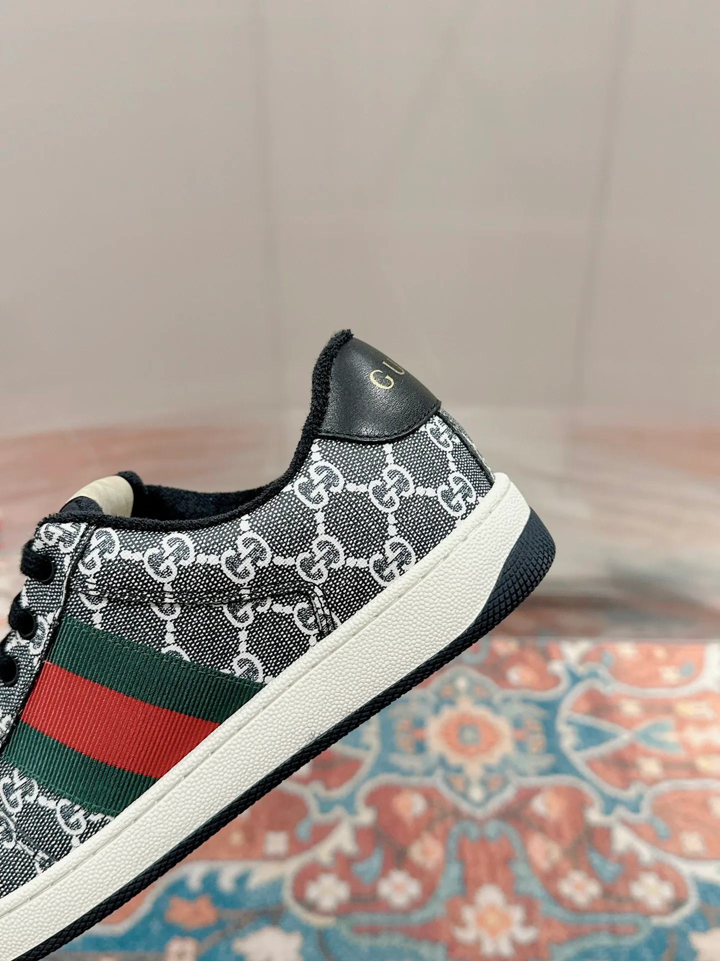 Кроссовки Мужские Gucci 17956693