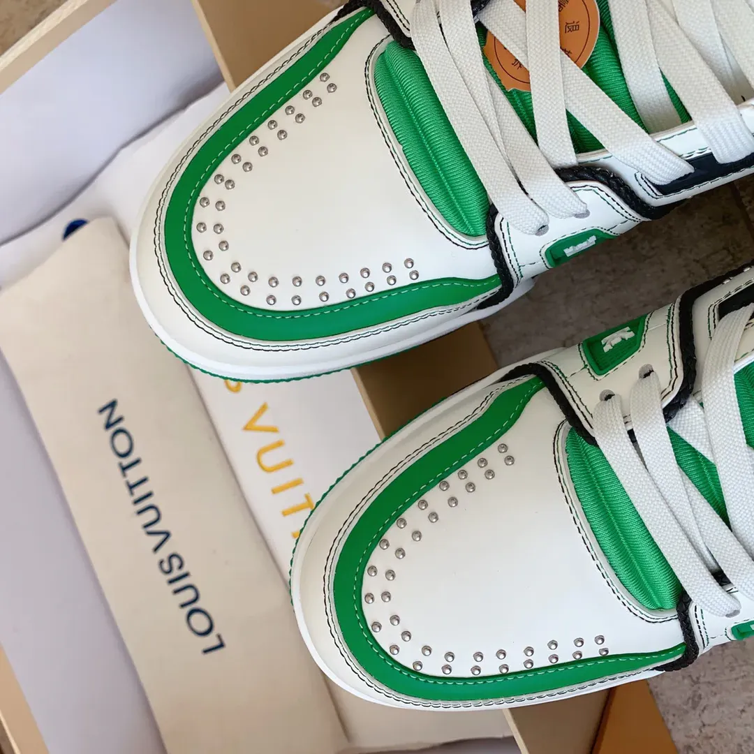 Кроссовки Женские Louis Vuitton 2457