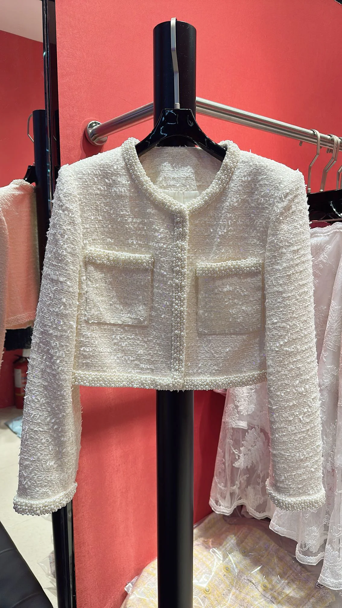 Куртки И Пуховики Женские Chanel 29782