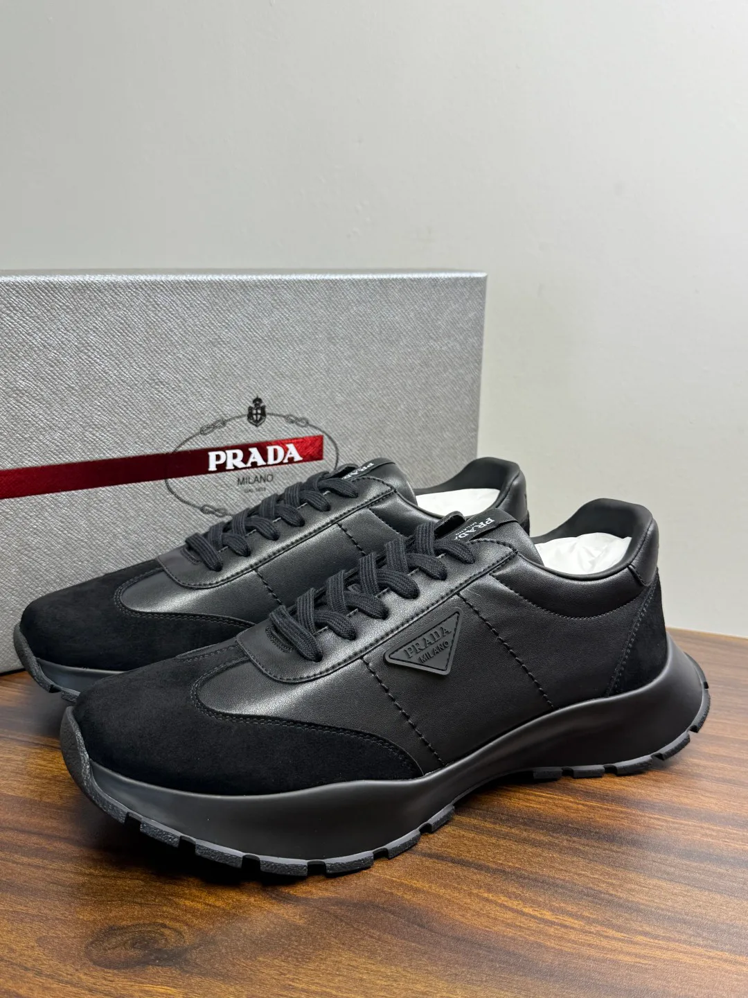 Кроссовки Мужские Prada 19623446