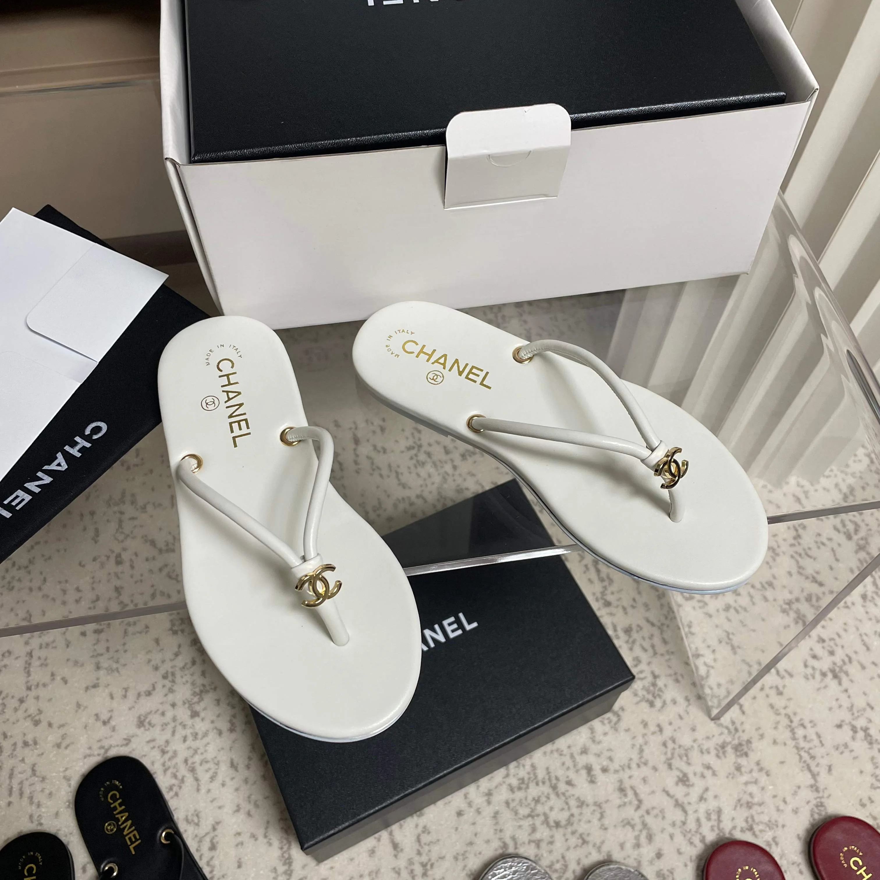 Шлепанцы Женские Chanel 11893463