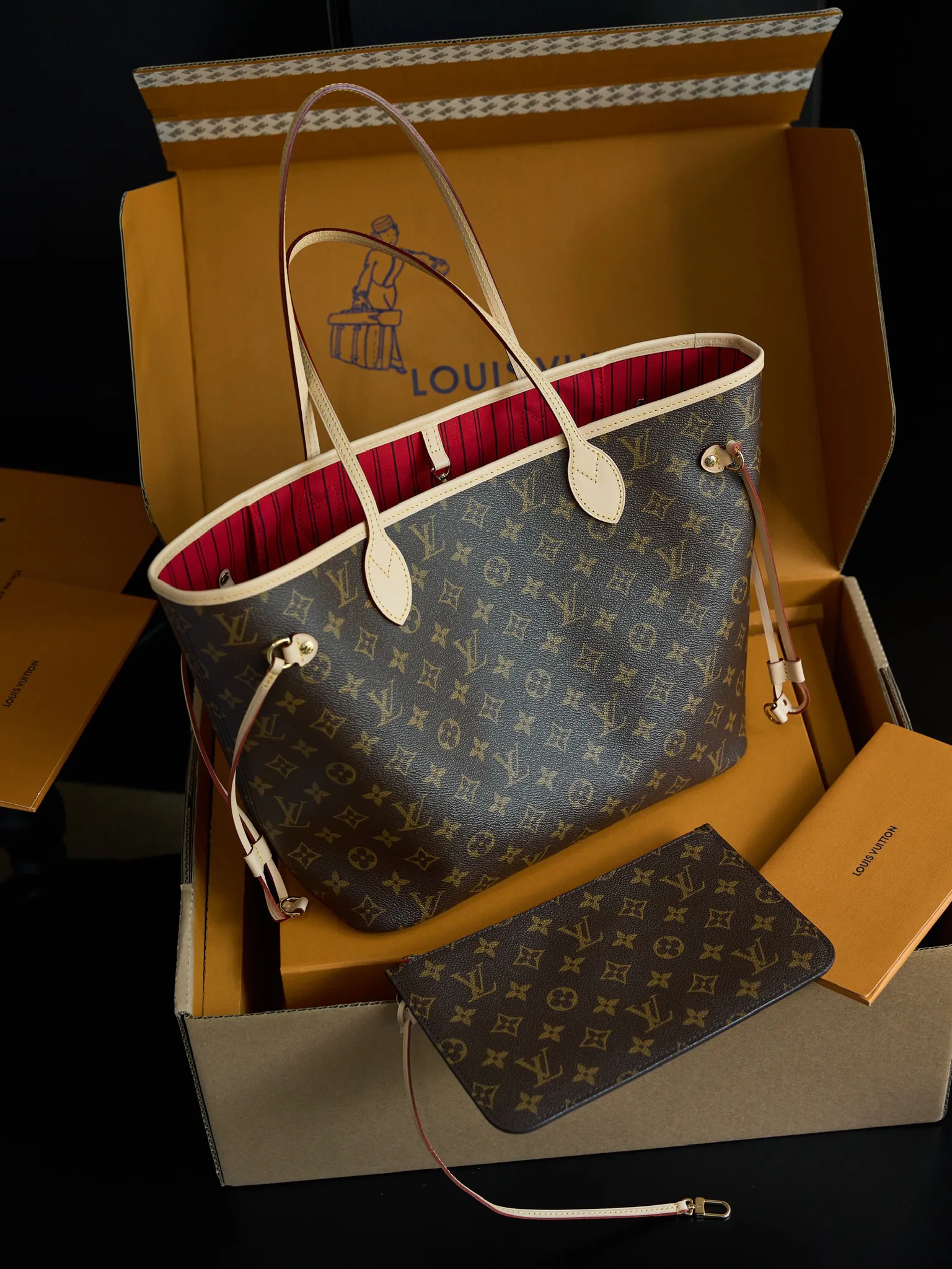 Классические Сумки Женские Louis Vuitton 11869537