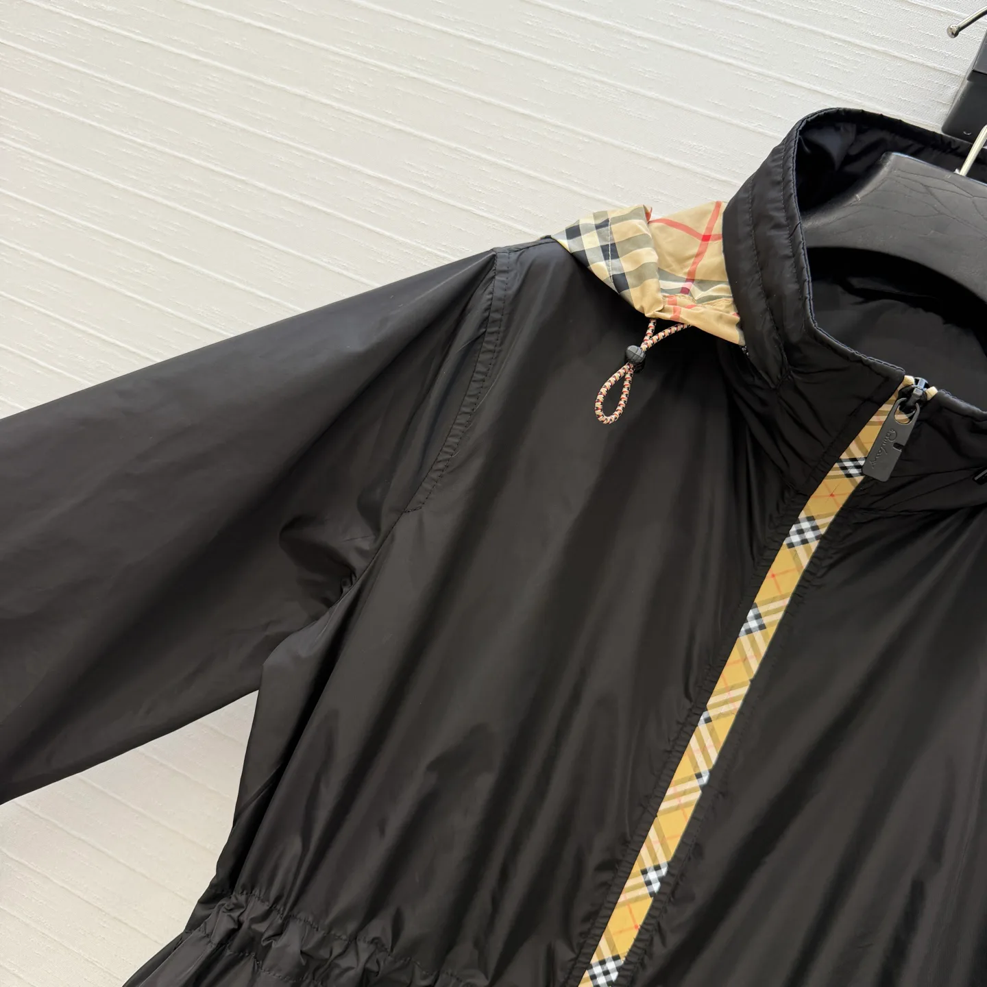Куртки И Пуховики Женские Burberry 14650759