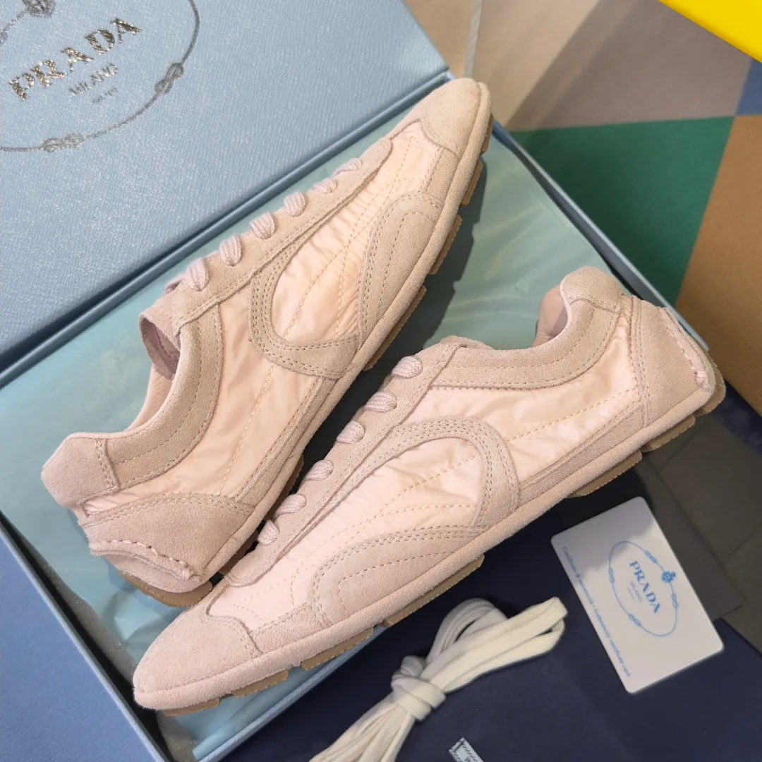 Кроссовки Женские Prada 12828838