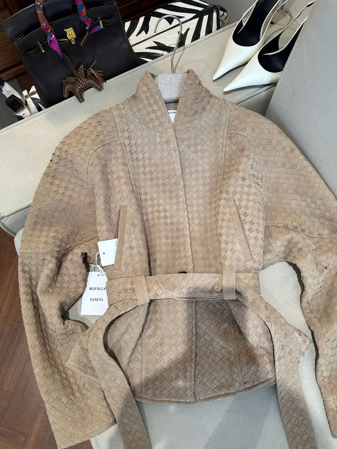Кожаные Куртки И Дублёнки Женские Bottega Veneta 18040532