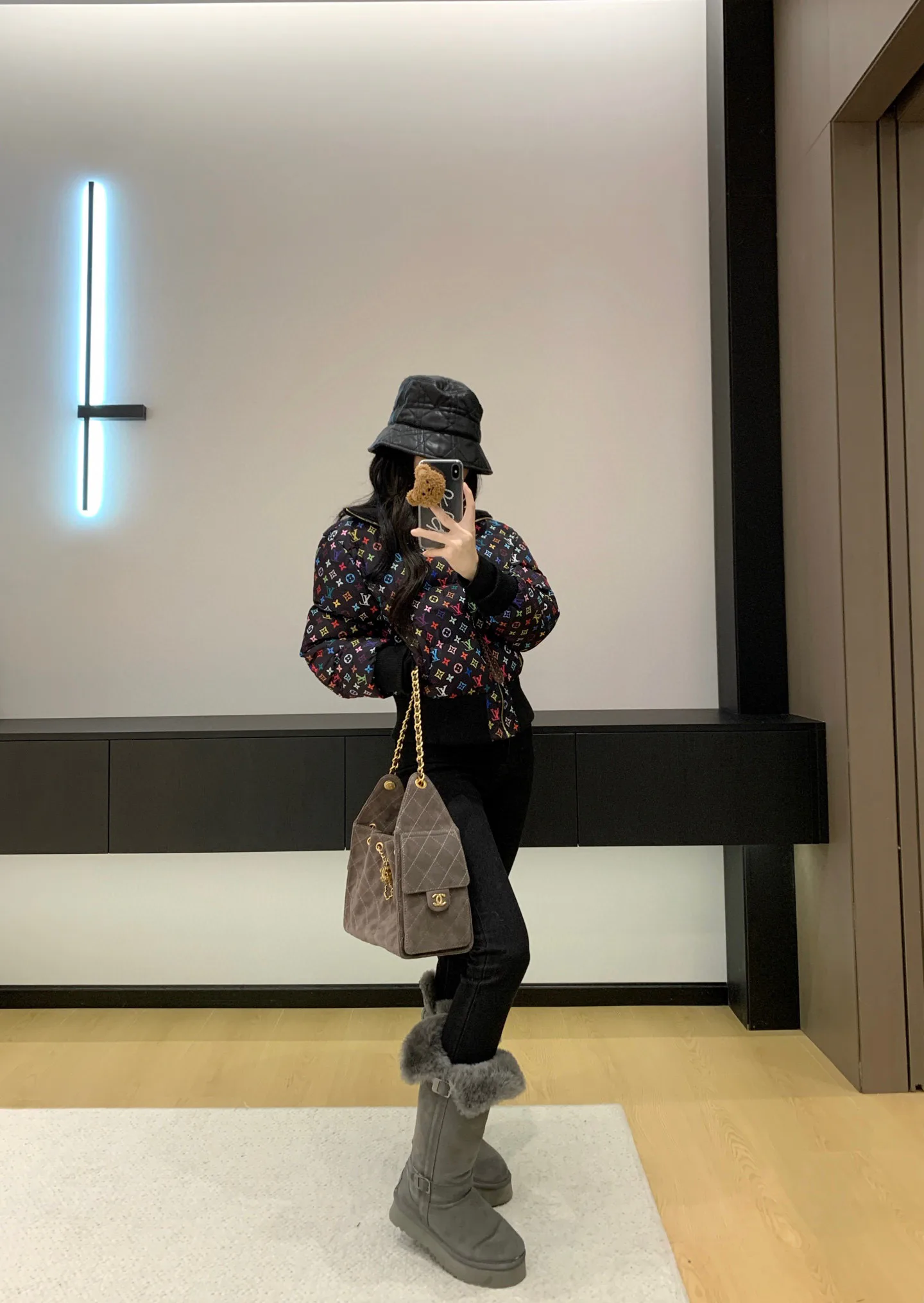 Куртки И Пуховики Женские Louis Vuitton 1315367