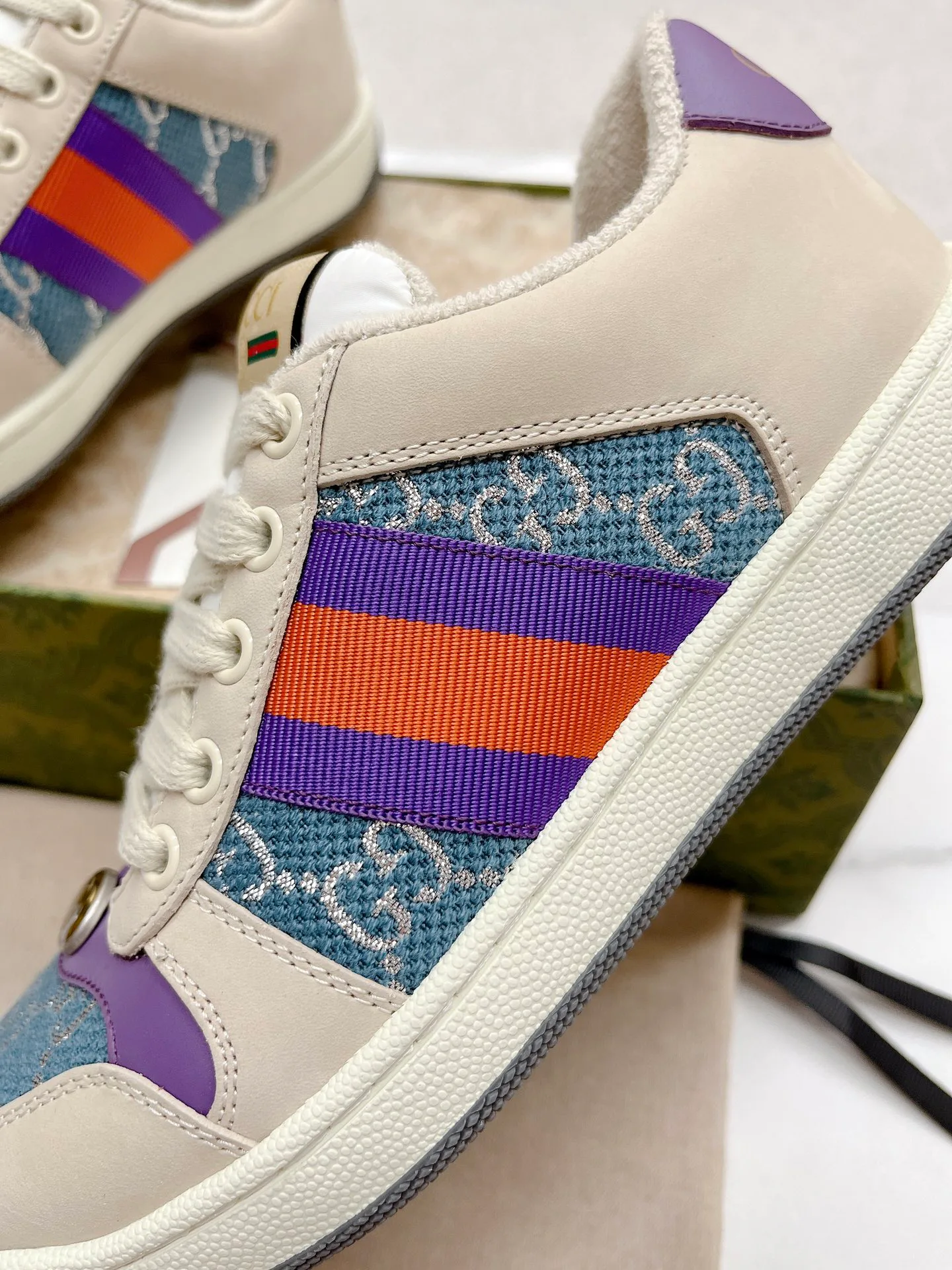 Кроссовки Женские Gucci 4784253