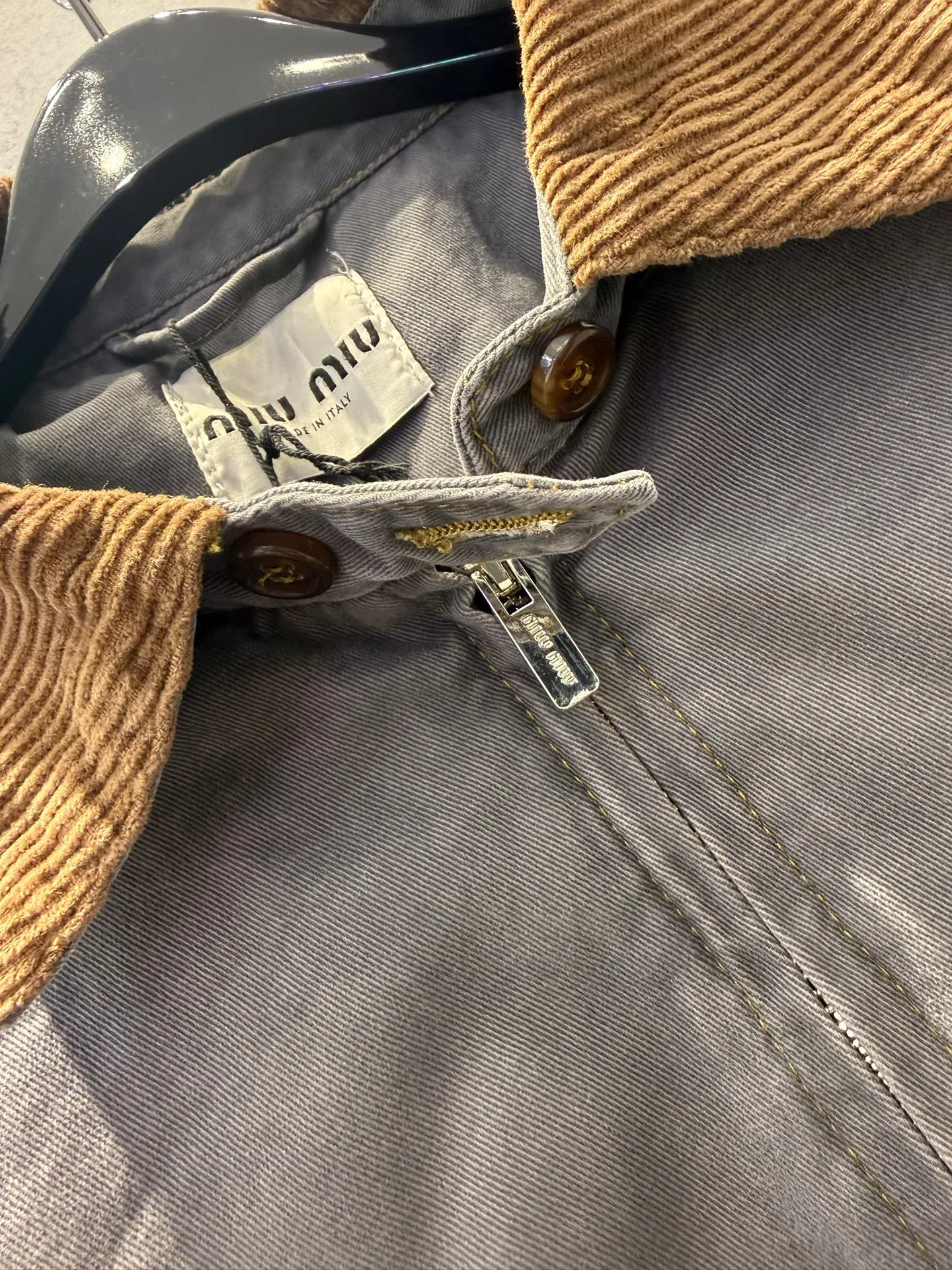 Куртки И Пуховики Женские Miu Miu 1741300