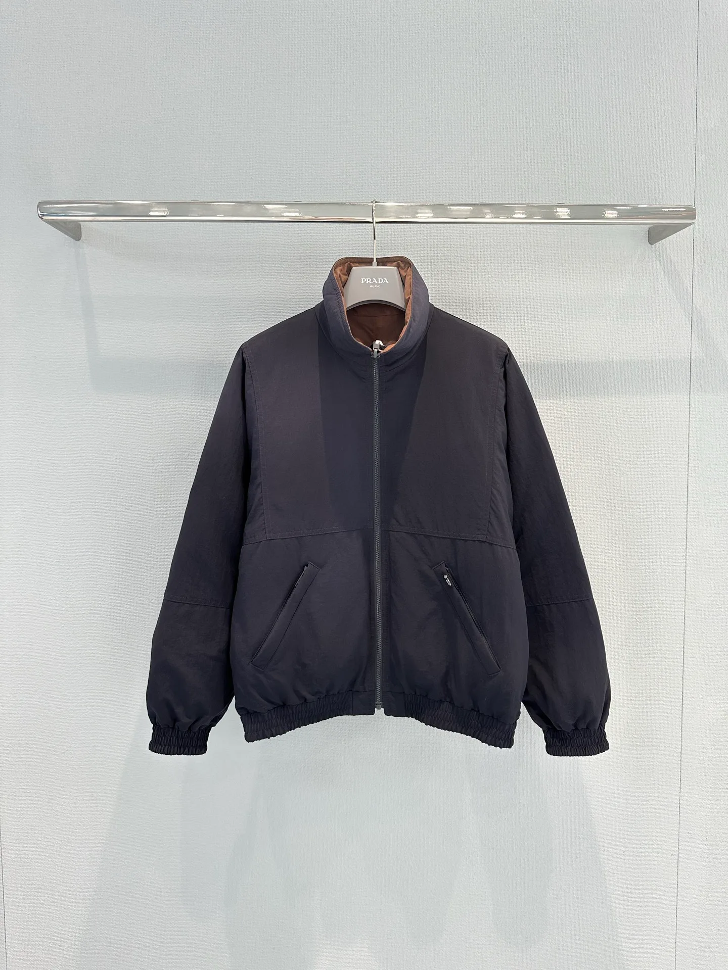 Куртки И Пуховики Женские Prada 18963236
