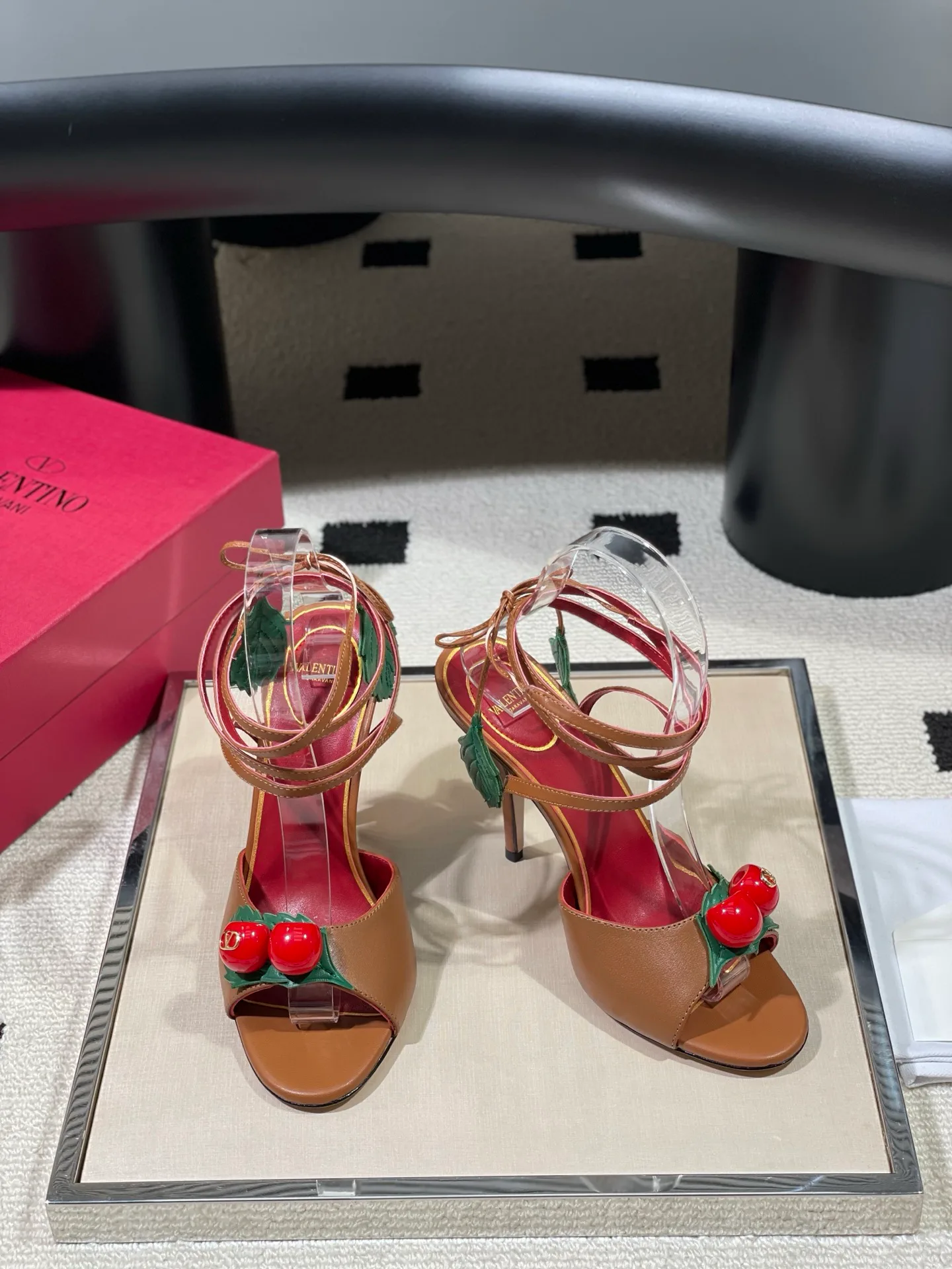 Босоножки Женские Valentino 13189670