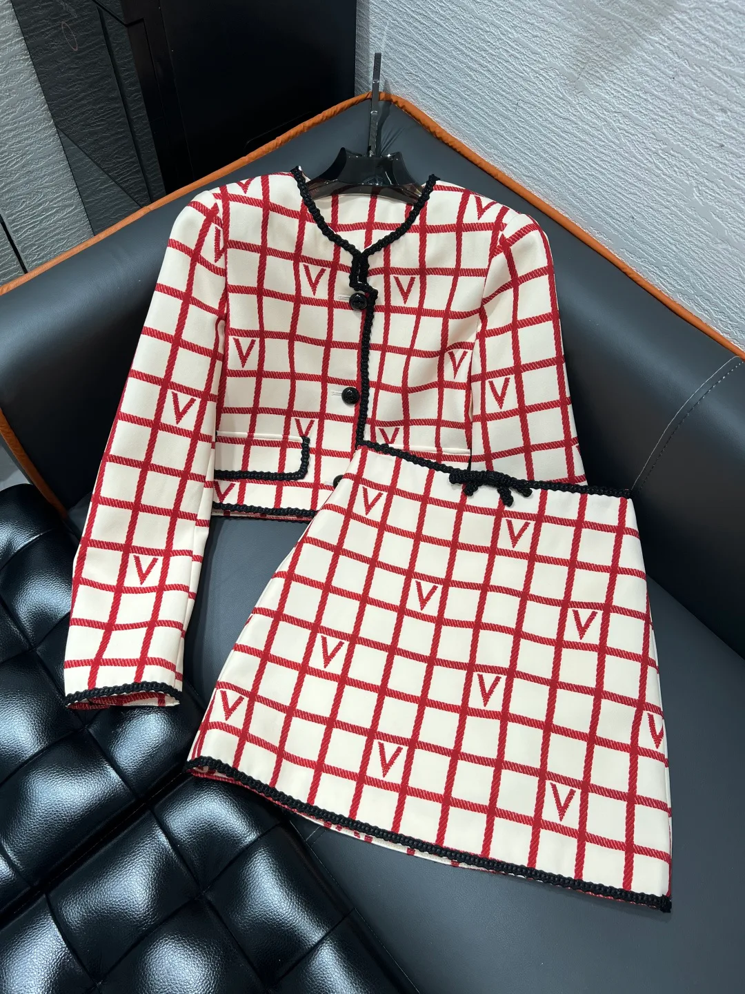 Костюмы Женские Valentino 1010752