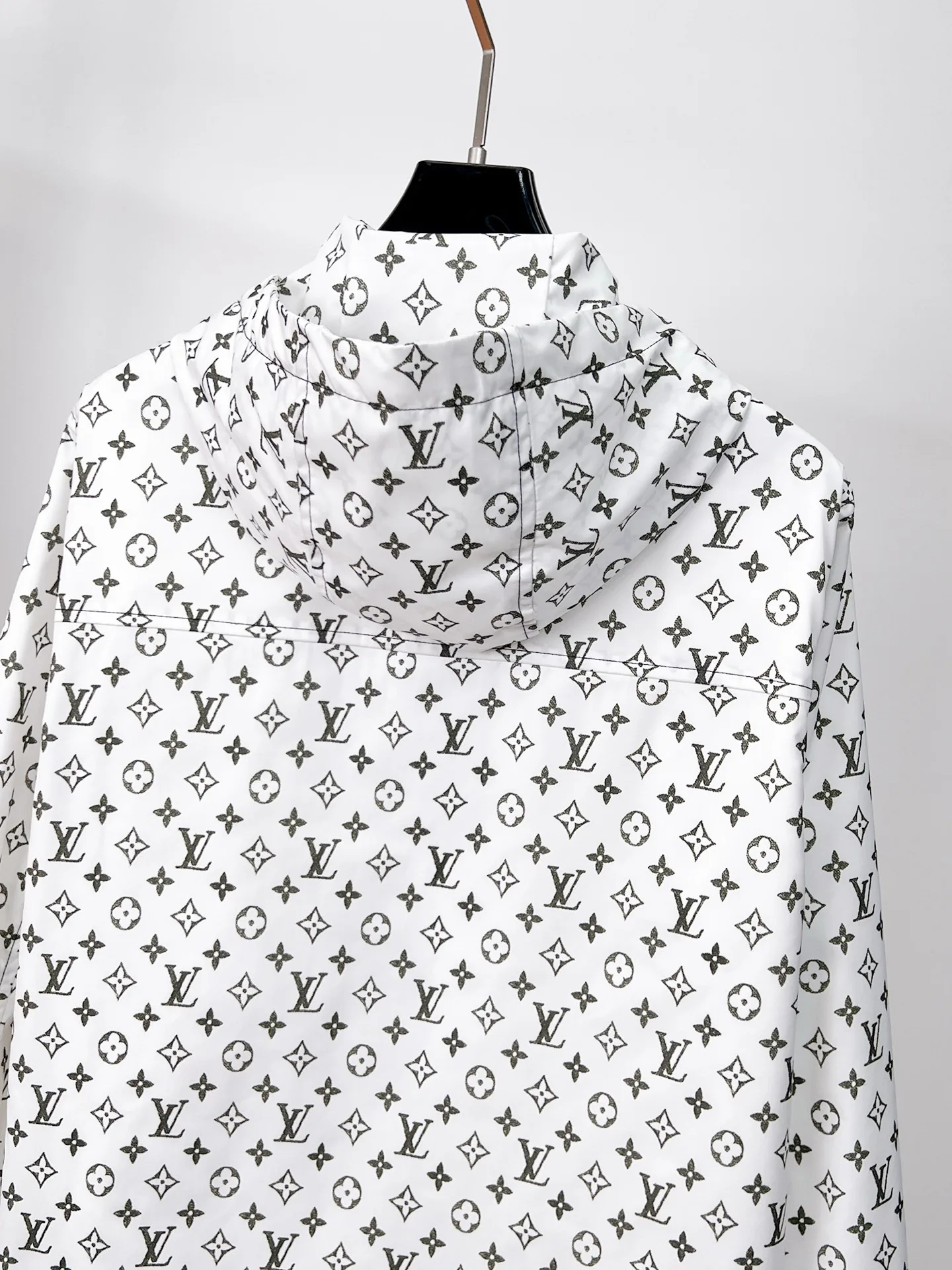 Куртки И Пуховики Мужские Louis Vuitton 18191460