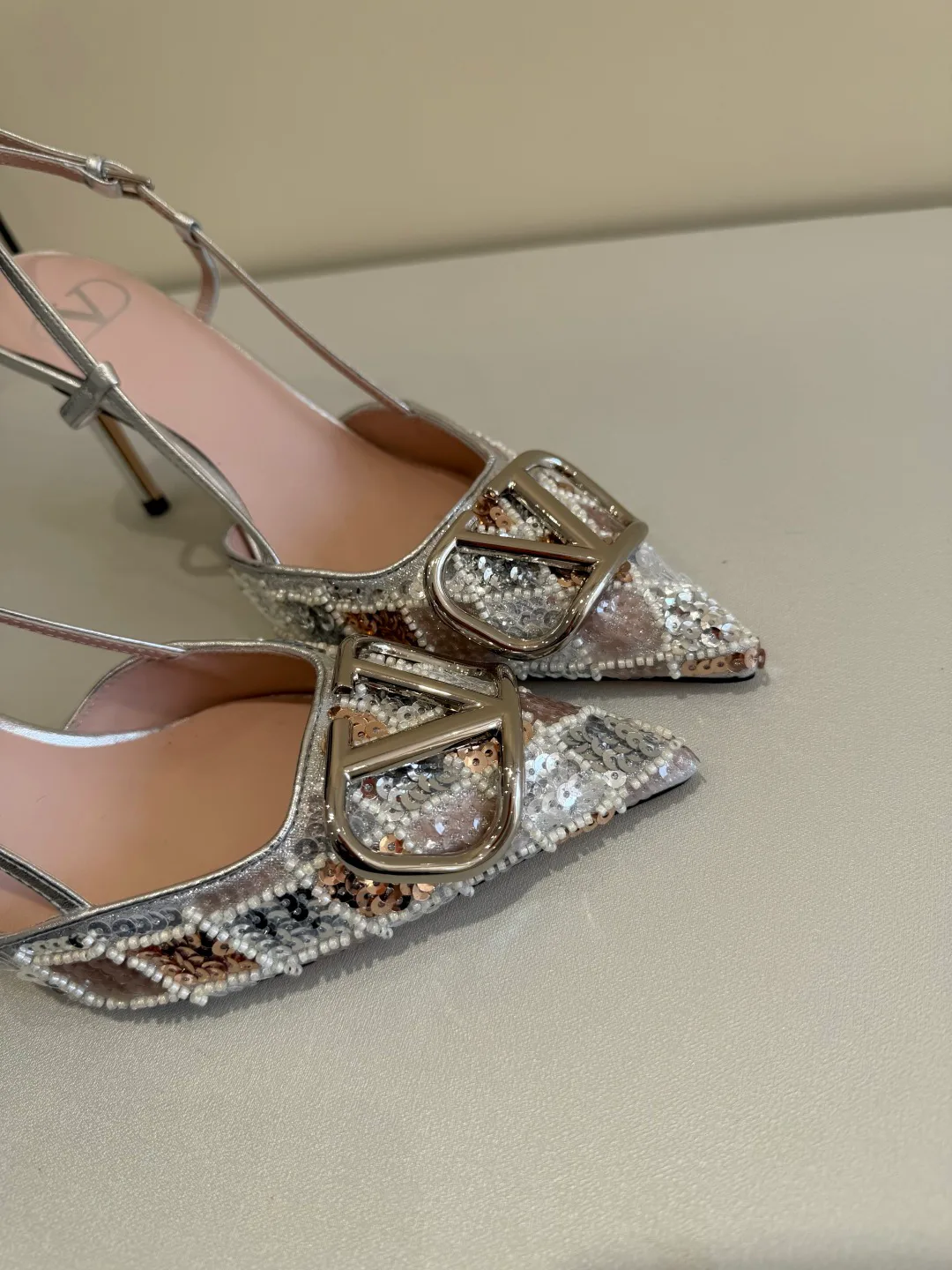Босоножки Женские Valentino 11608810