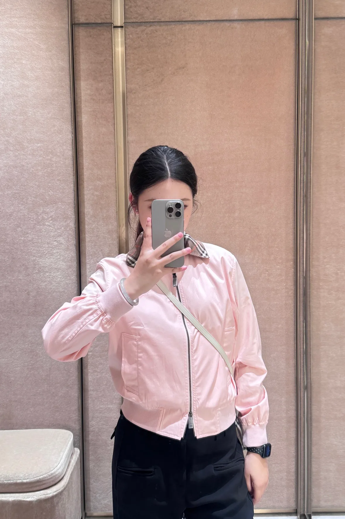 Куртки И Пуховики Женские Burberry 18253290