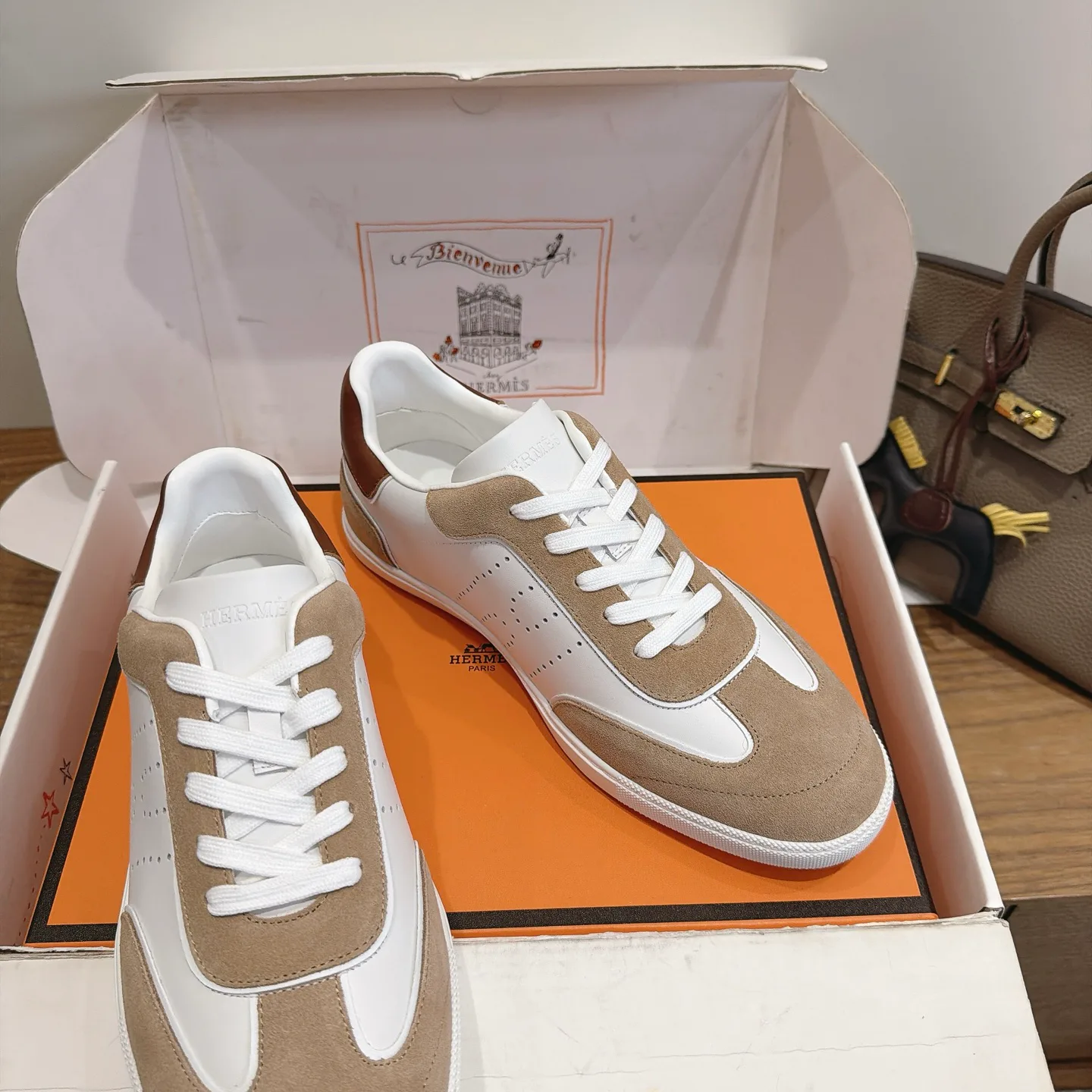 Кроссовки Женские Hermes 18230934